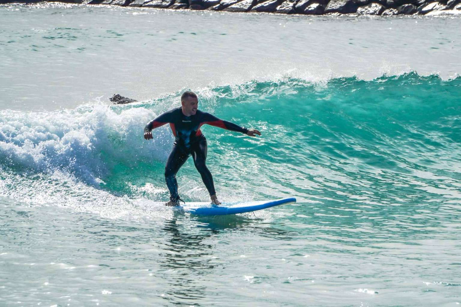 Clases de surf en Barcelona, de la mano de Eswell