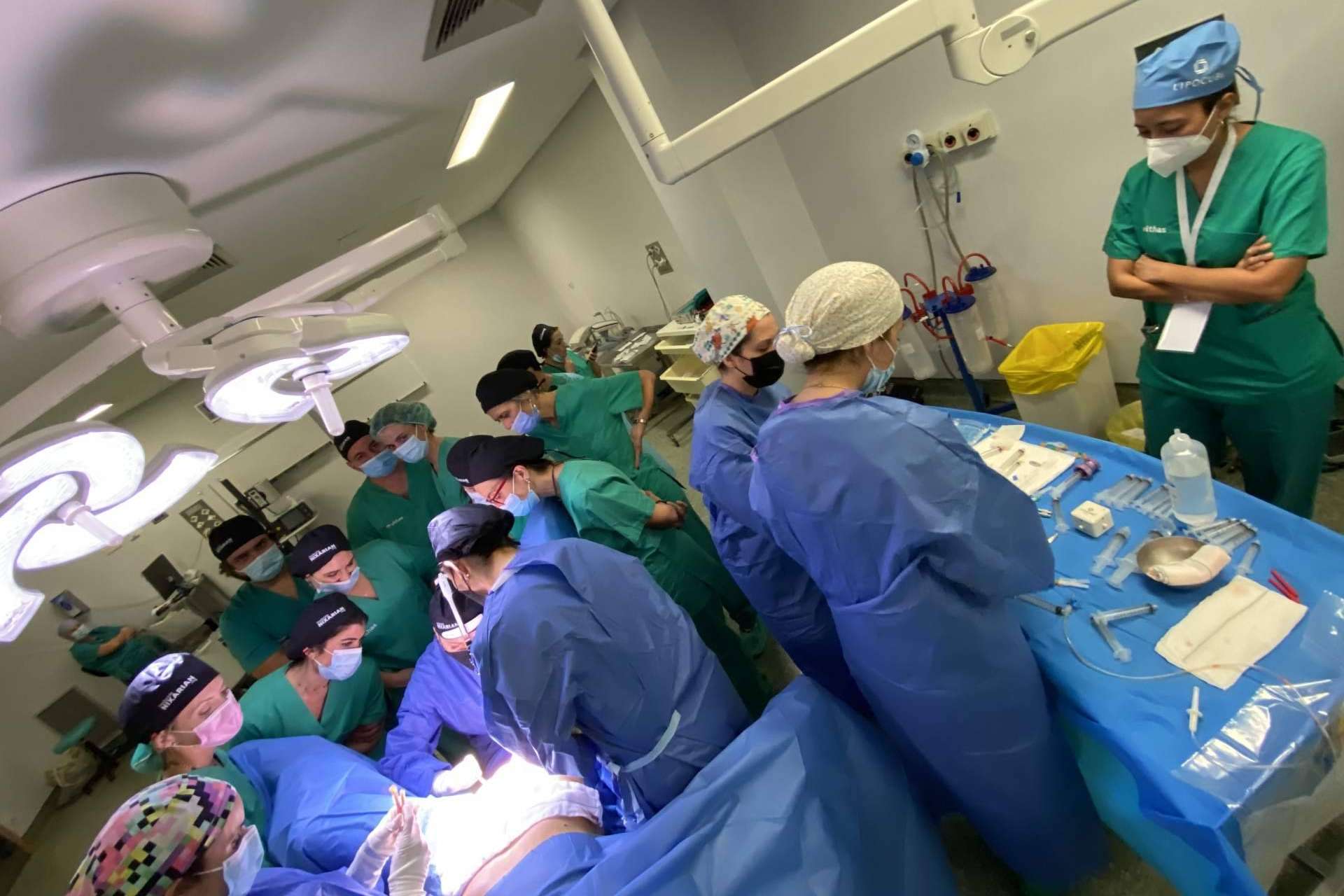 Una jornada de éxito en el Primer Curso Teórico-Práctico sobre Técnicas de Medicina Regenerativa Autóloga en el Tratamiento del Liquen Escleroso Vulvar (LEV)