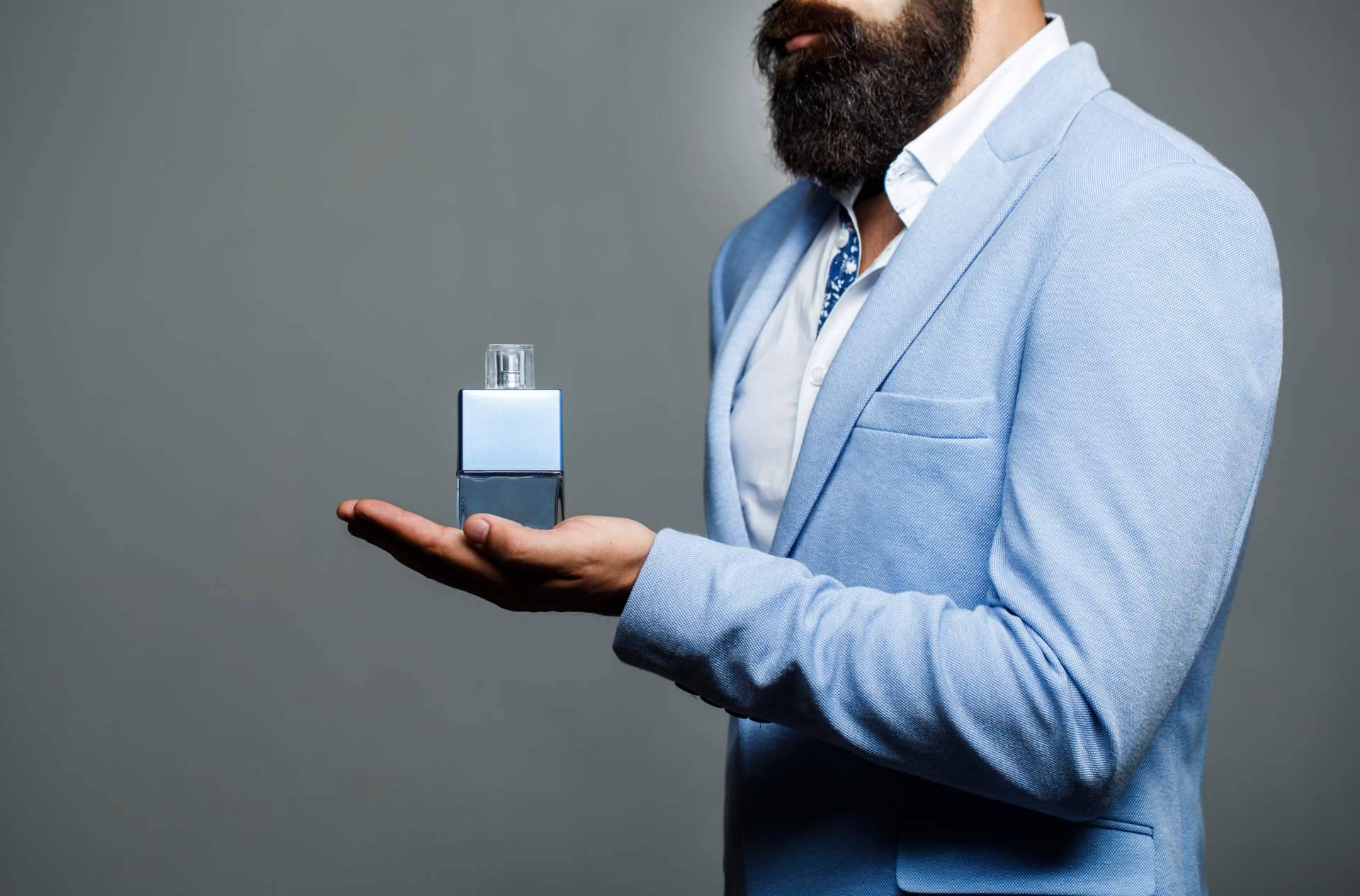 Encontrar el perfume favorito y mucho más sin salir de casa, con EPerfumes