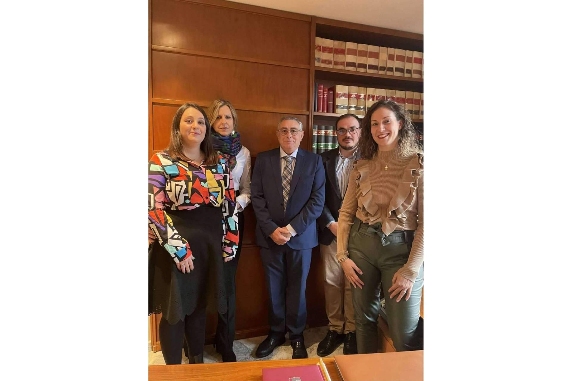 Peraltalaw se ocupa de la reclamación judicial por impago de deudas