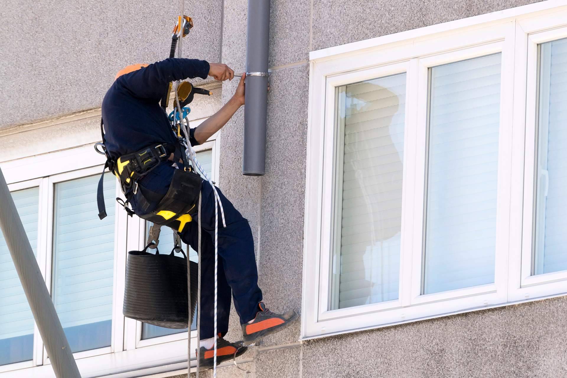 La importancia del mantenimiento de edificios, de la mano de Acrobacias Verticales