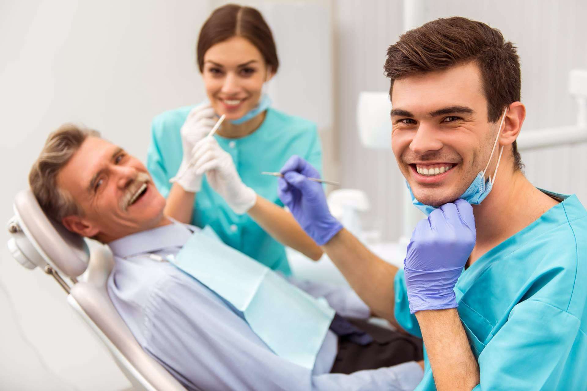 5 consejos de Ascensium para mejorar el clima laboral en una clínica dental