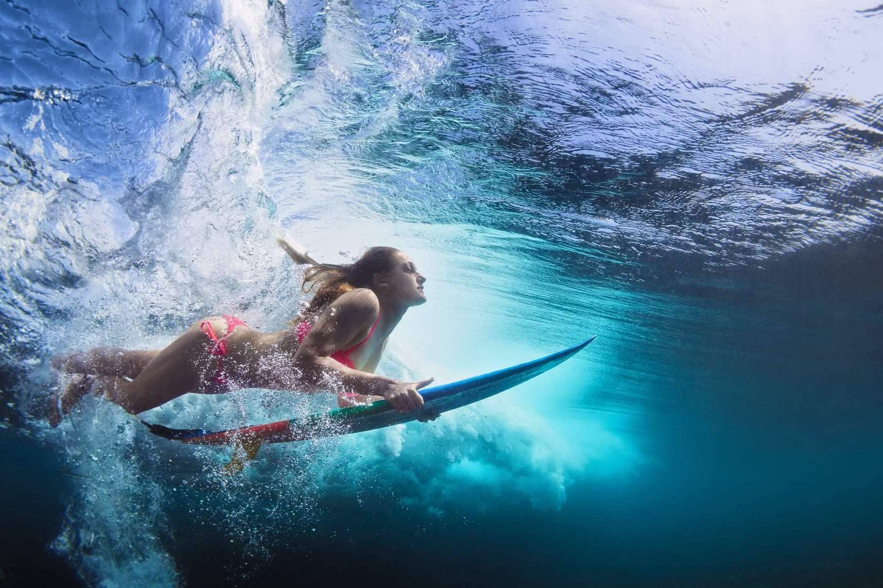 El surf house de Watsay Surf School & Camp, el modelo de alojamiento para los fanáticos del surf en Cantabria