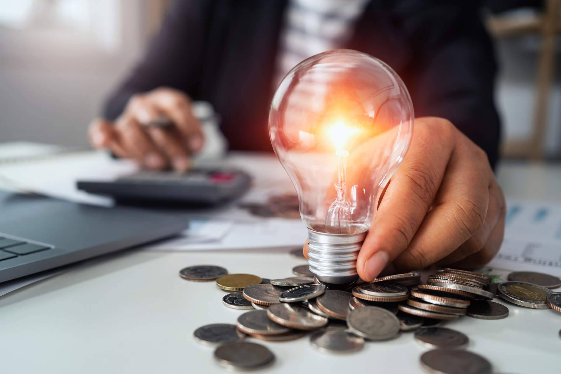 Enerbal explica los beneficios de la asesoría energética