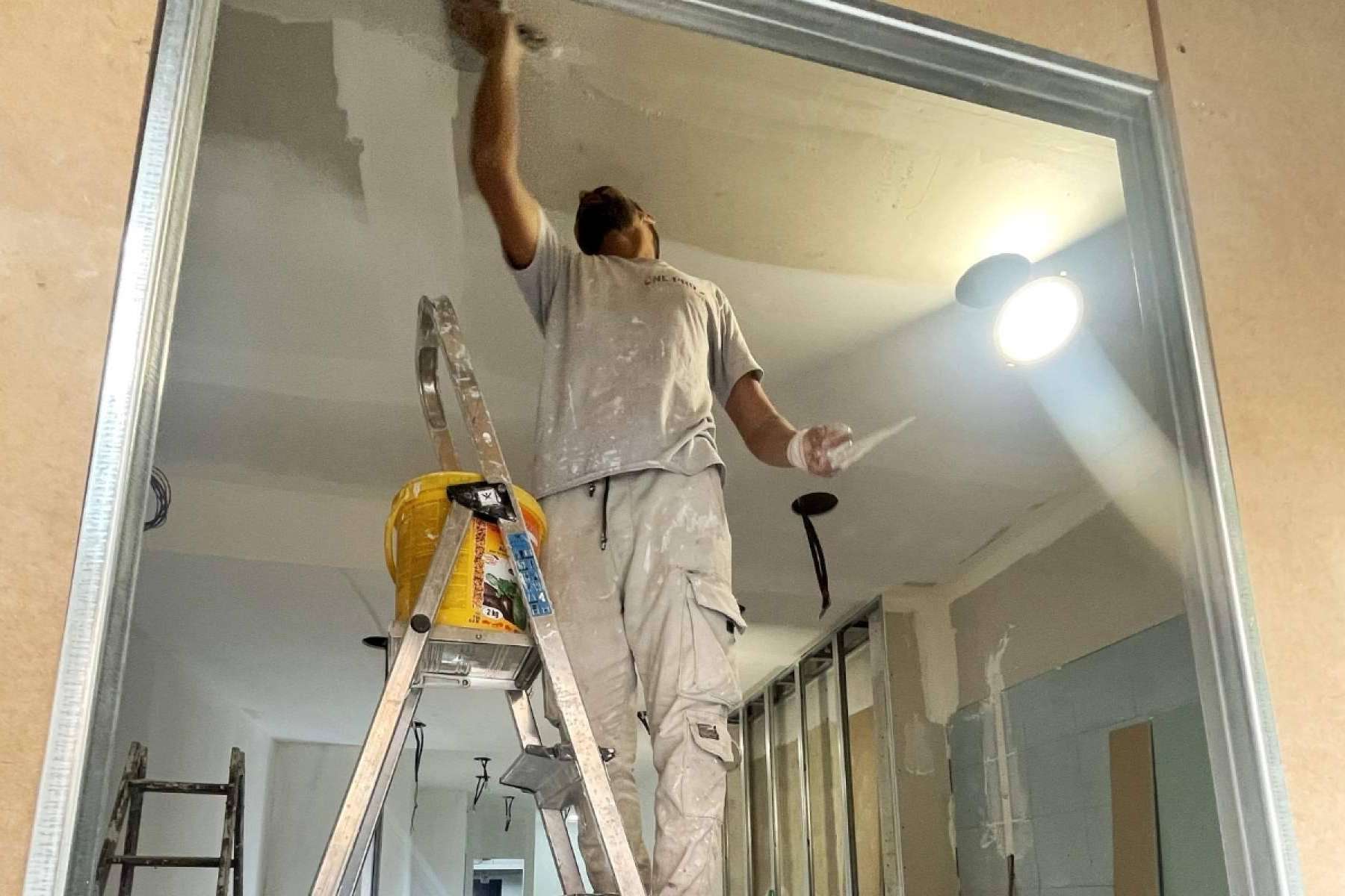 CNLPRO Reformas y la nueva apertura de un local en el barrio Sant Andreu, en Barcelona