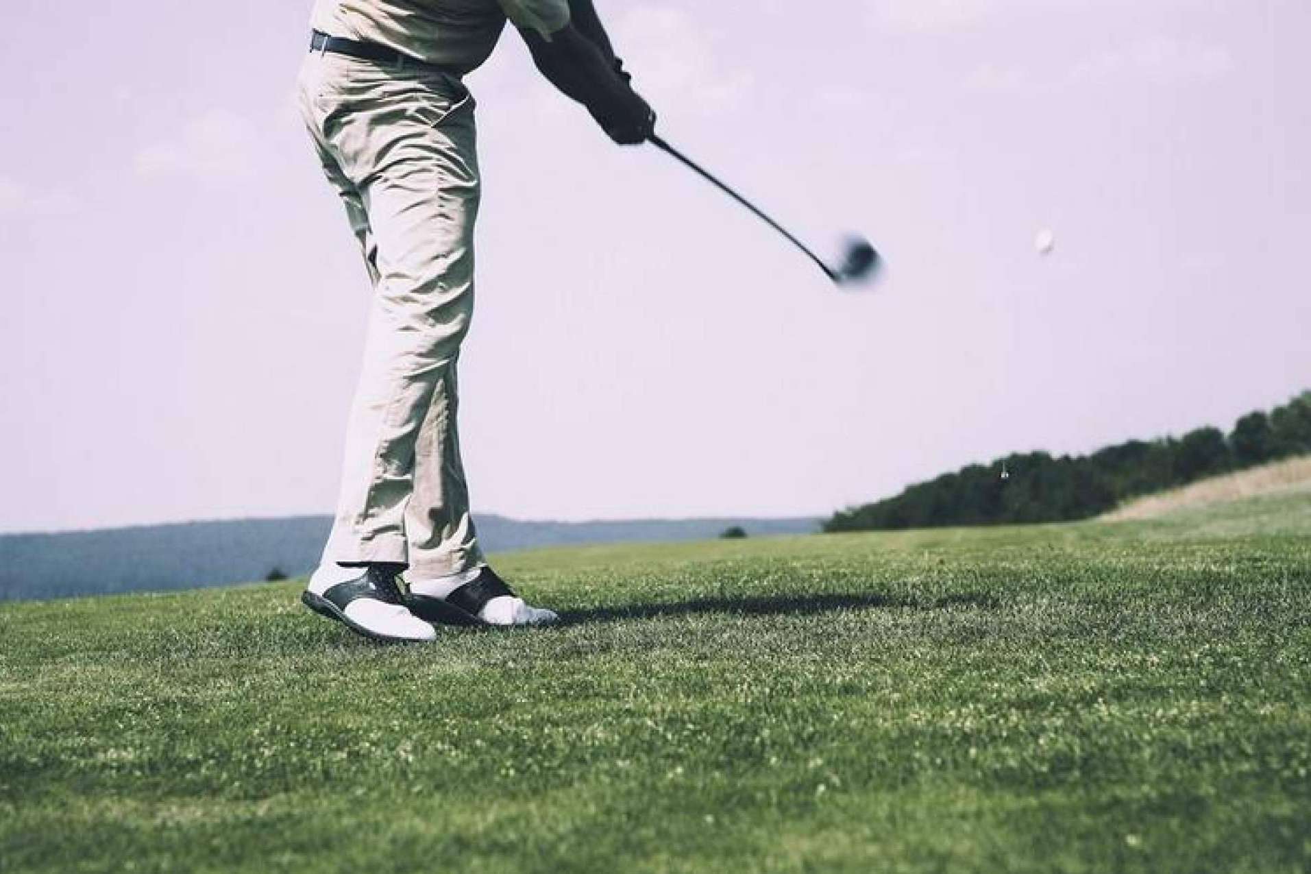 ¿Dónde comprar accesorios y palos de golf? AtmGolfStore