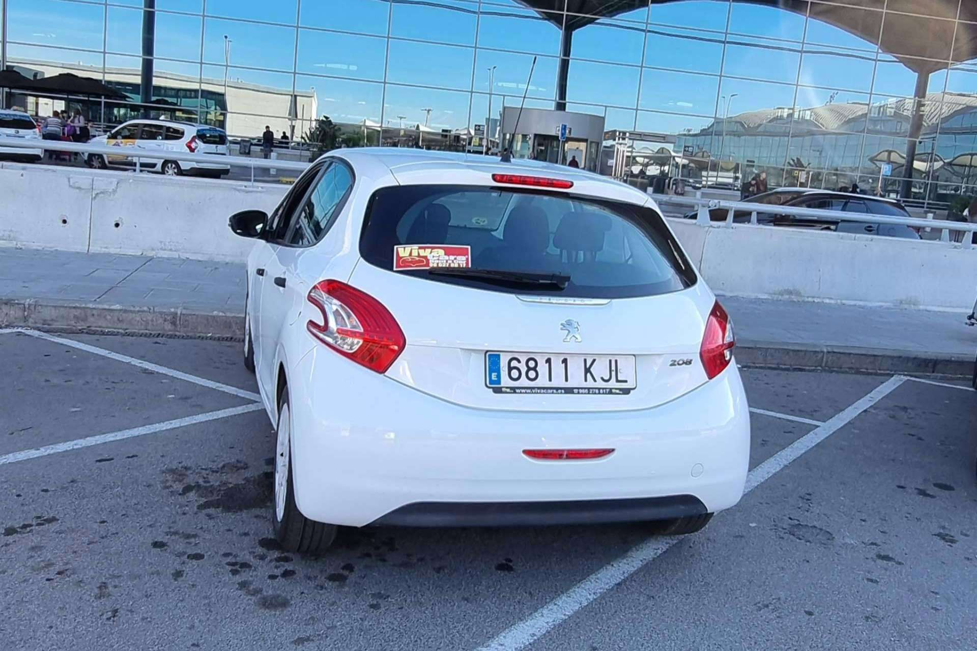 Alquiler coches baratos en Aeropuerto Alicante con la empresa Viva Cars