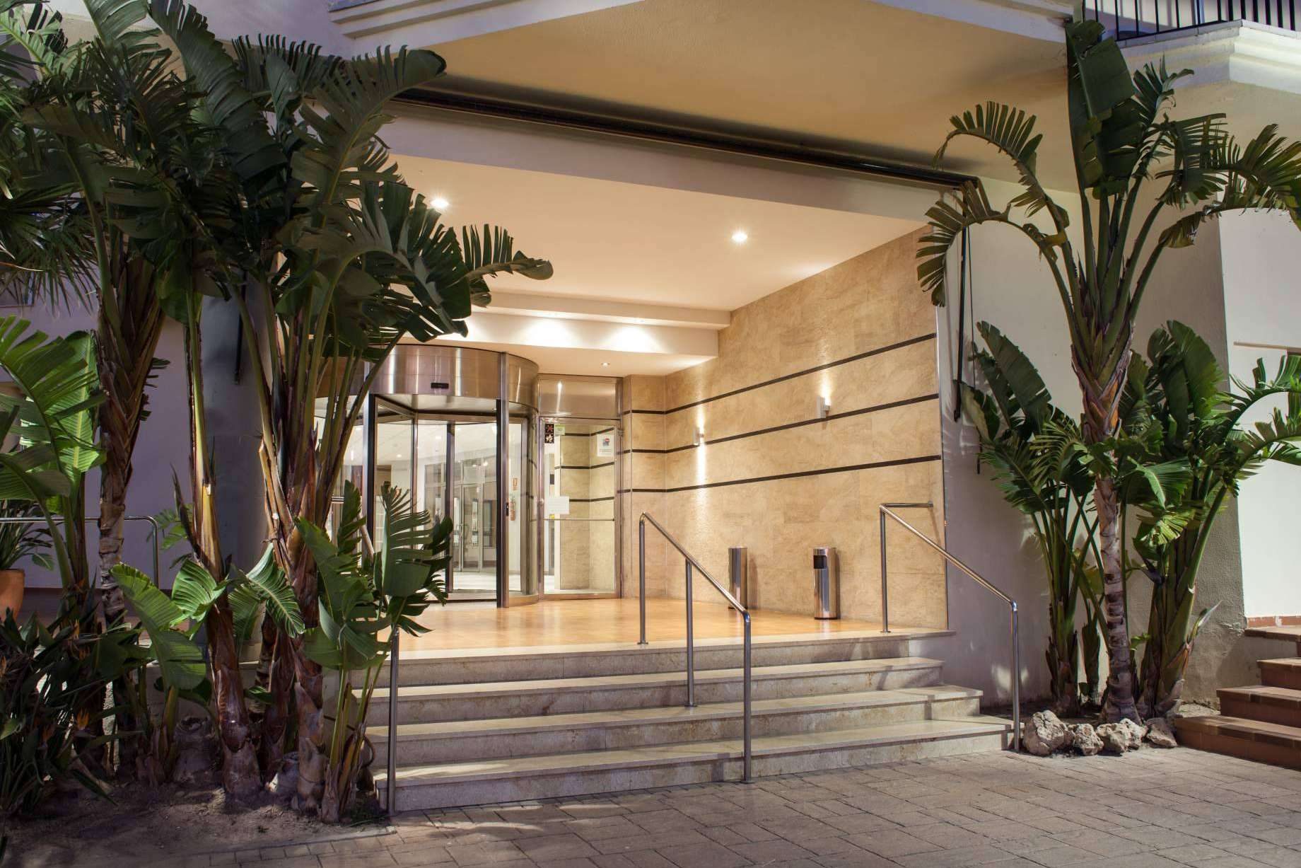Valhotel RTL El Puig, la residencia de tiempo libre cerca de Valencia que está situada en primera línea del mar Mediterráneo