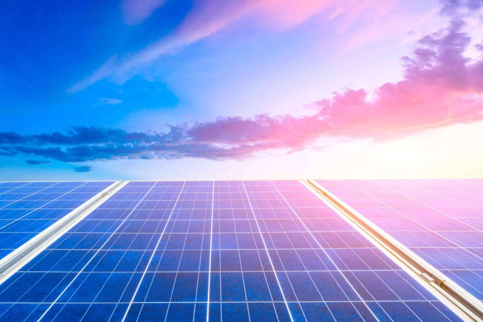 ¿Qué ahorro supone la instalación de placas solares en Málaga?, por Energías Lumilec