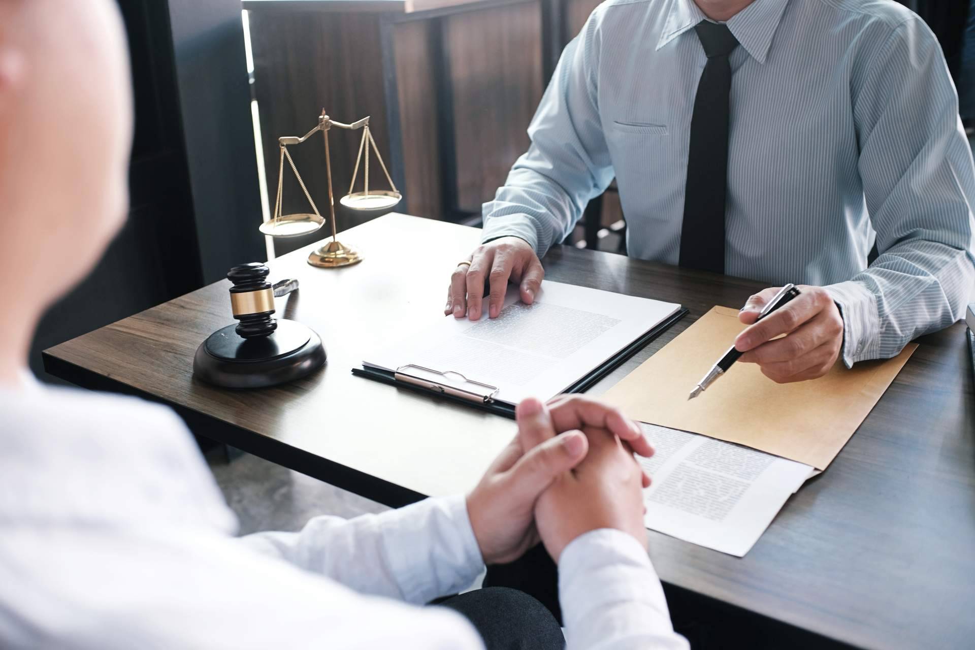 Qué servicios ofrece Cantábrico Abogados en Gijón