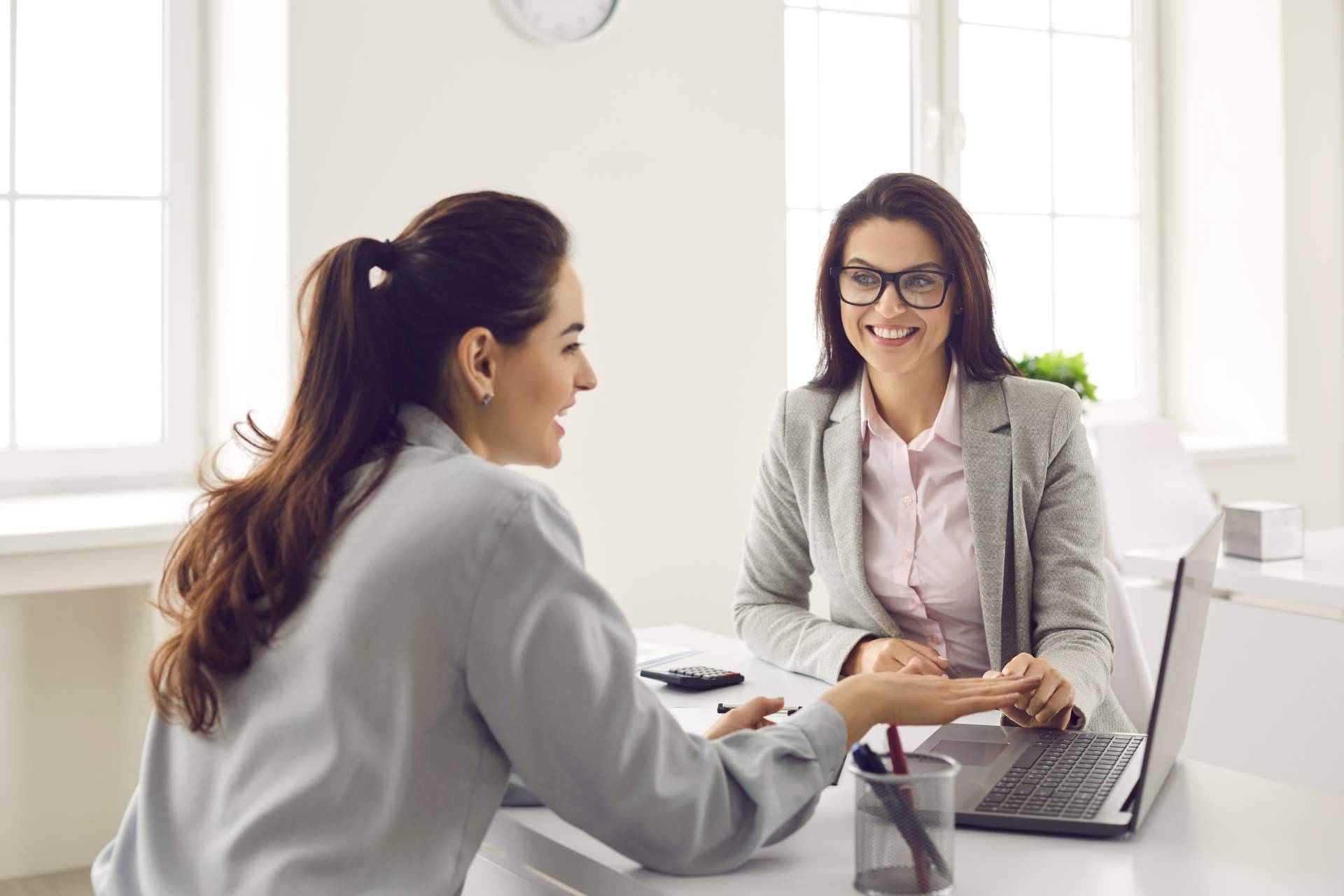 M&M Asesoría y Gestión brinda su servicio de asesoramiento económico financiero para el emprendimiento en Canarias