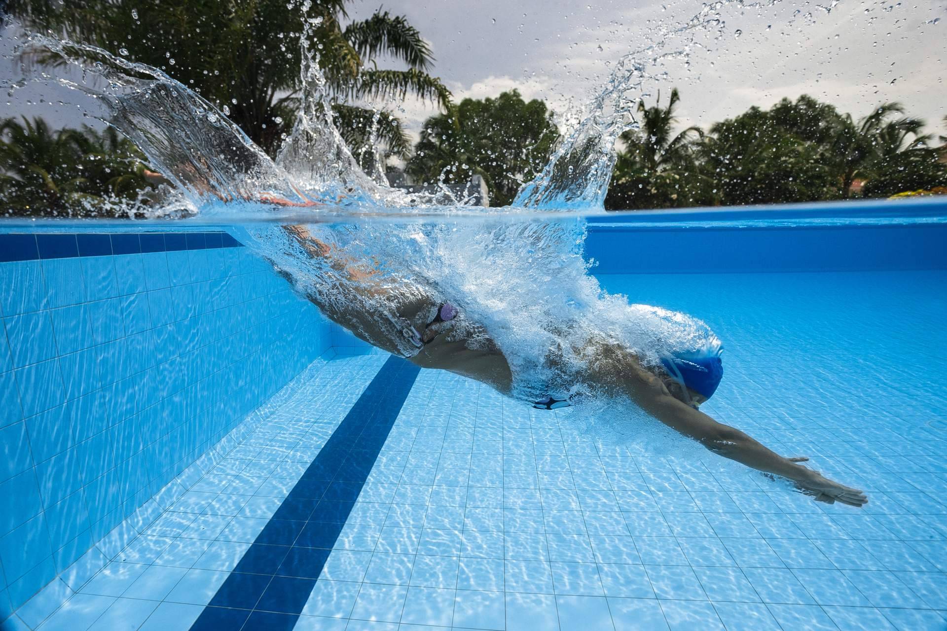 Cloradores salinos, el desinfectante para piscinas que logra una limpieza profunda y cómoda