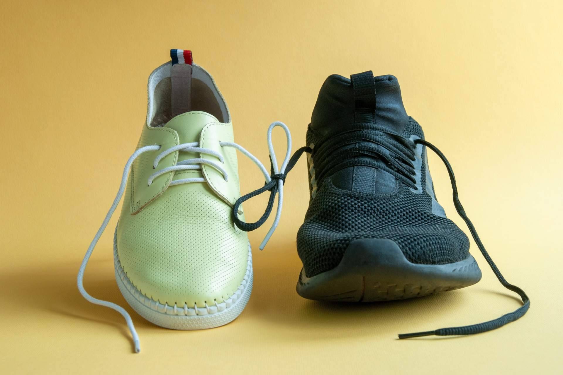 La plataforma Soydechollos comparte diariamente ofertas en zapatillas de marcas reconocidas