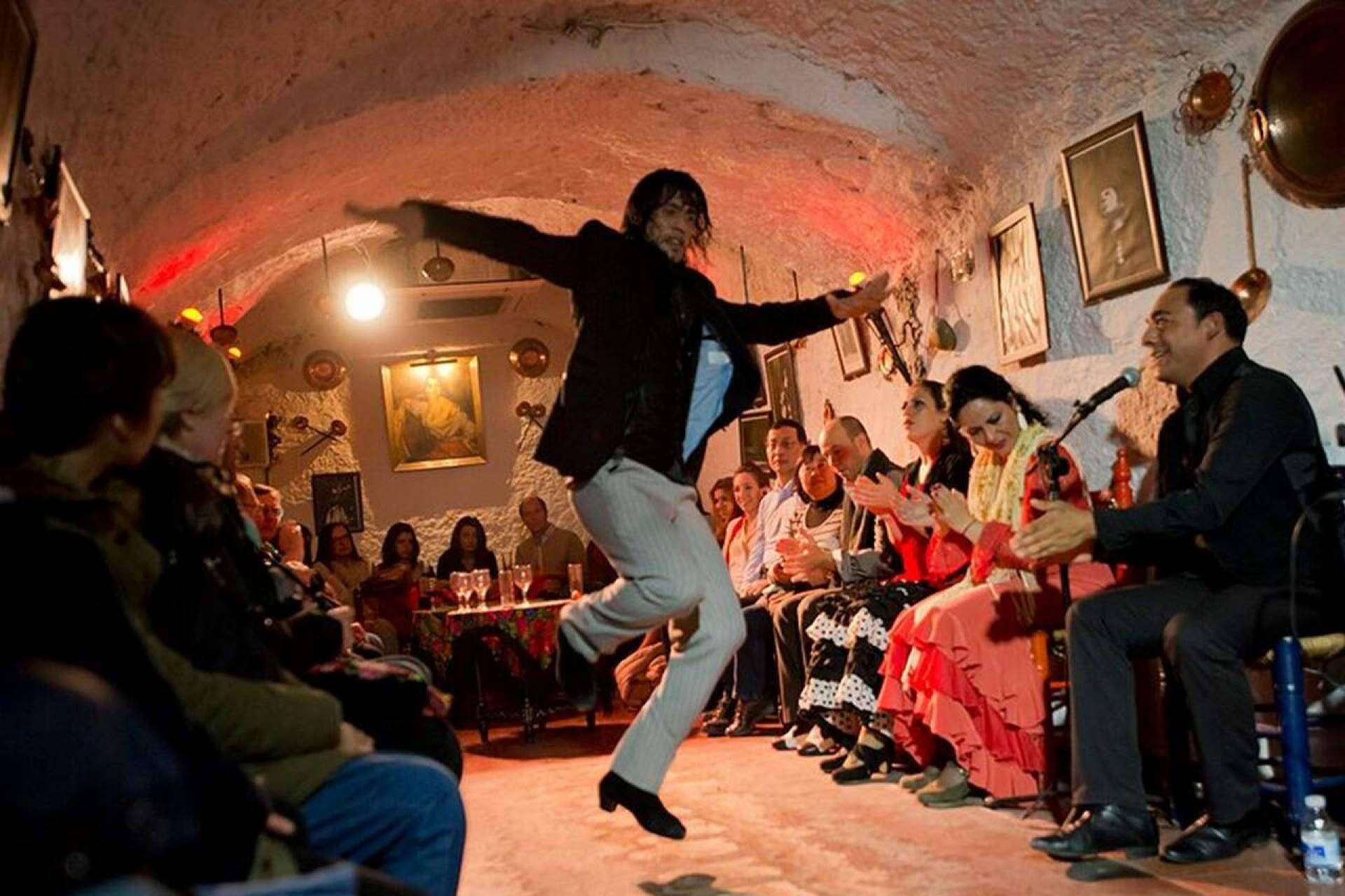Lugares para disfrutar de espectáculos de flamenco en Granada, de la mano de Play Granada