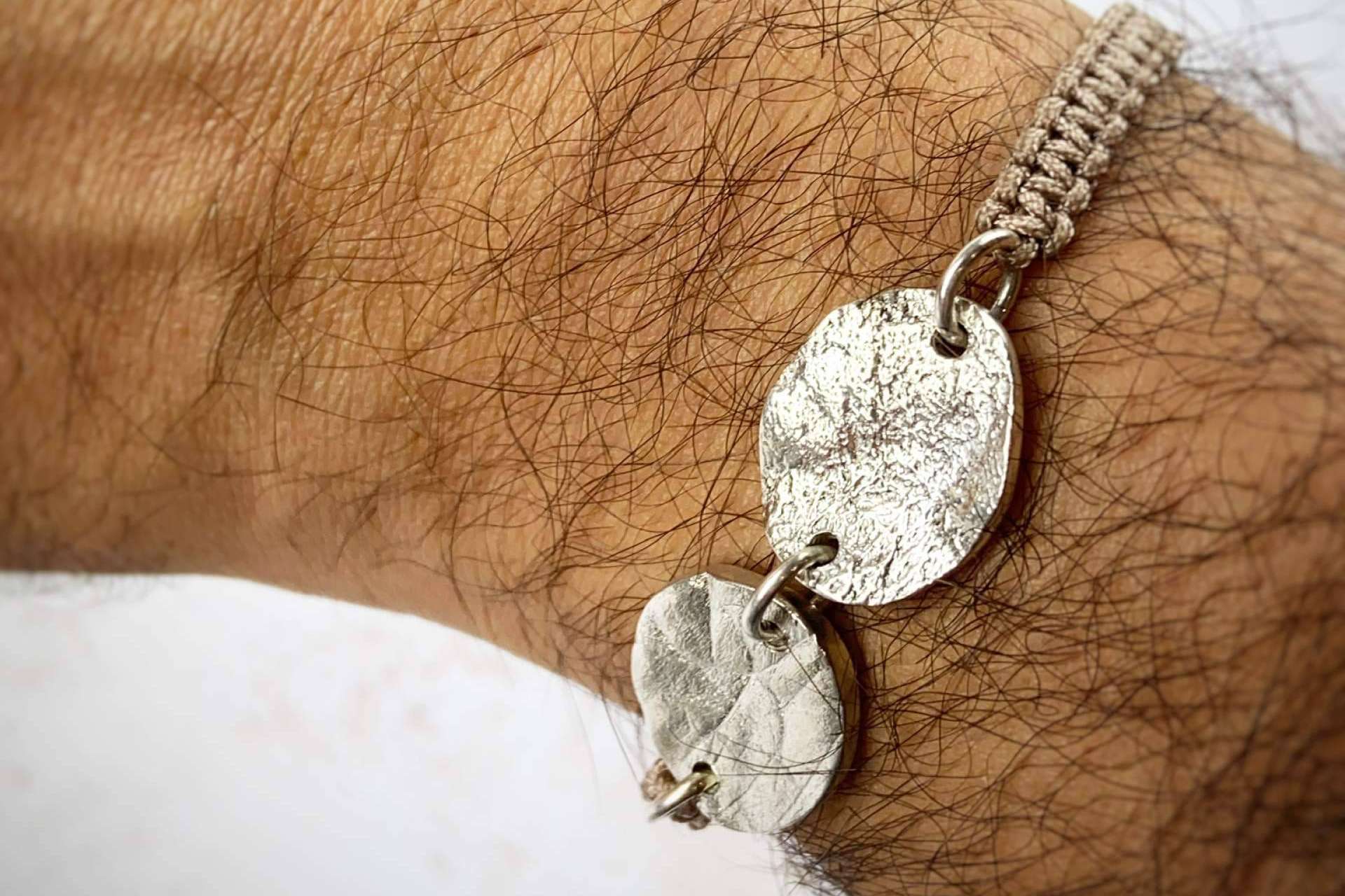 Celebrar el día del padre con Dejando Huella Joyas