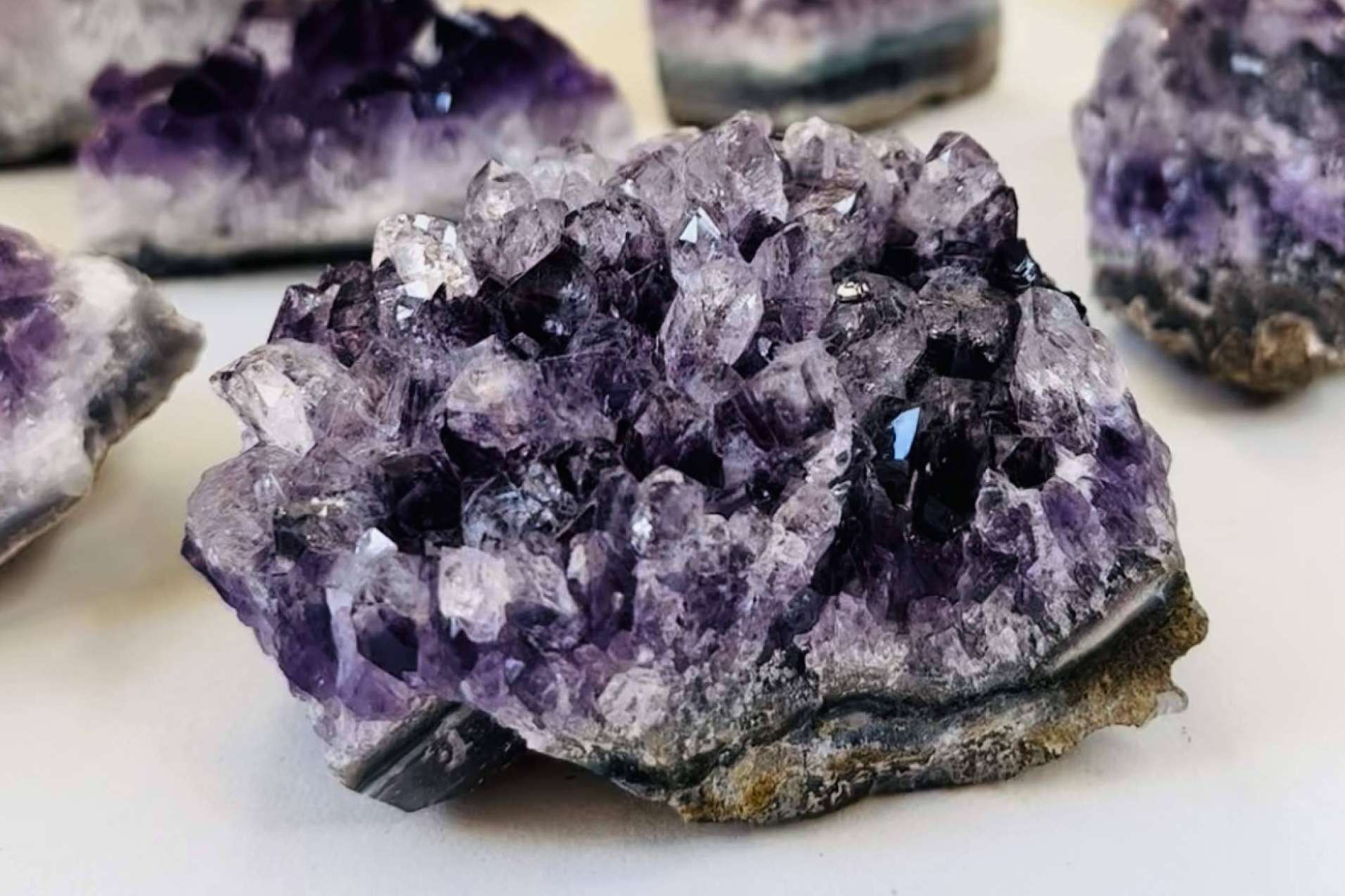 Moon&Amour sobre los beneficios de los cuarzos, minerales energéticos, en el día a día