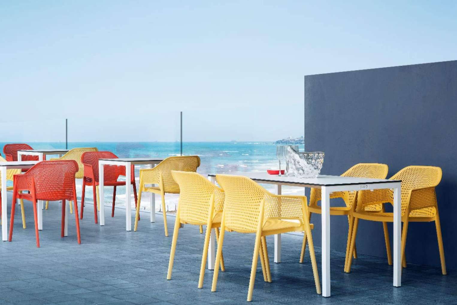 muebles-hosteleria.es y sus sillas de hostelería