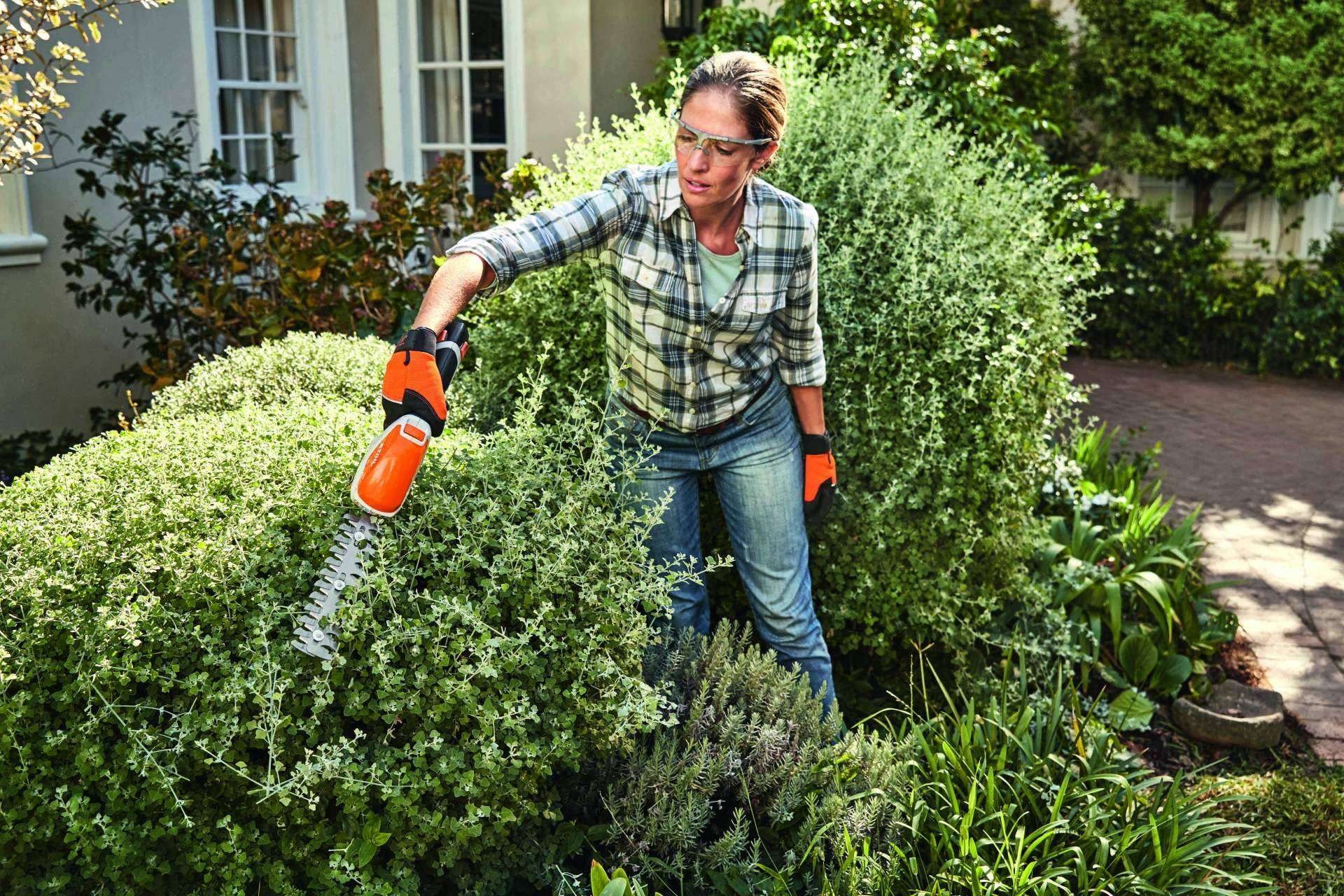 Preparar el jardín para la primavera con los productos y herramientas de Agrocor