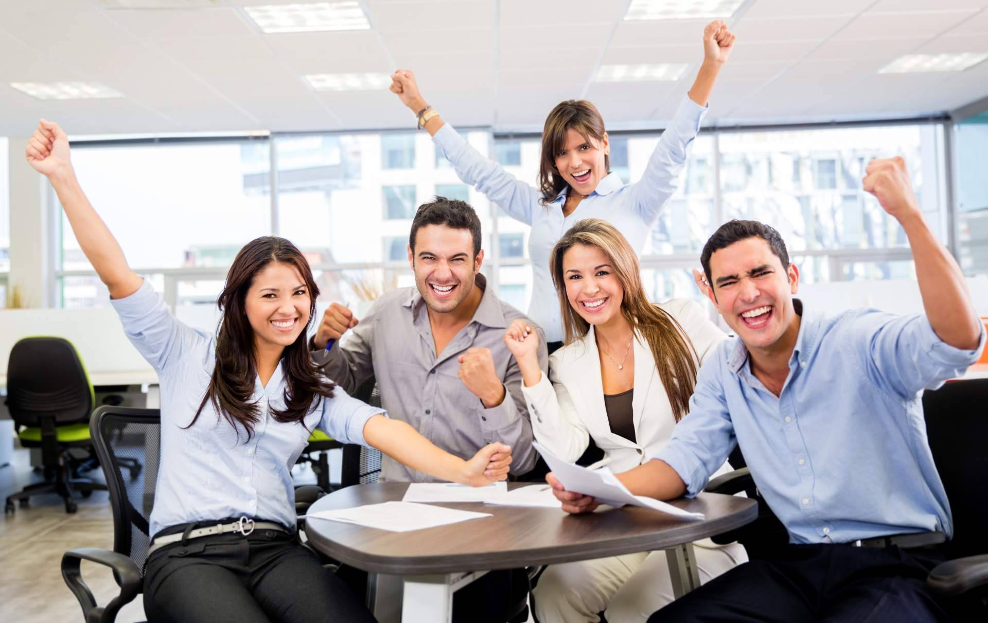 ¿Por qué es una gran decisión empresarial formar a los empleados con Excellent, In English?