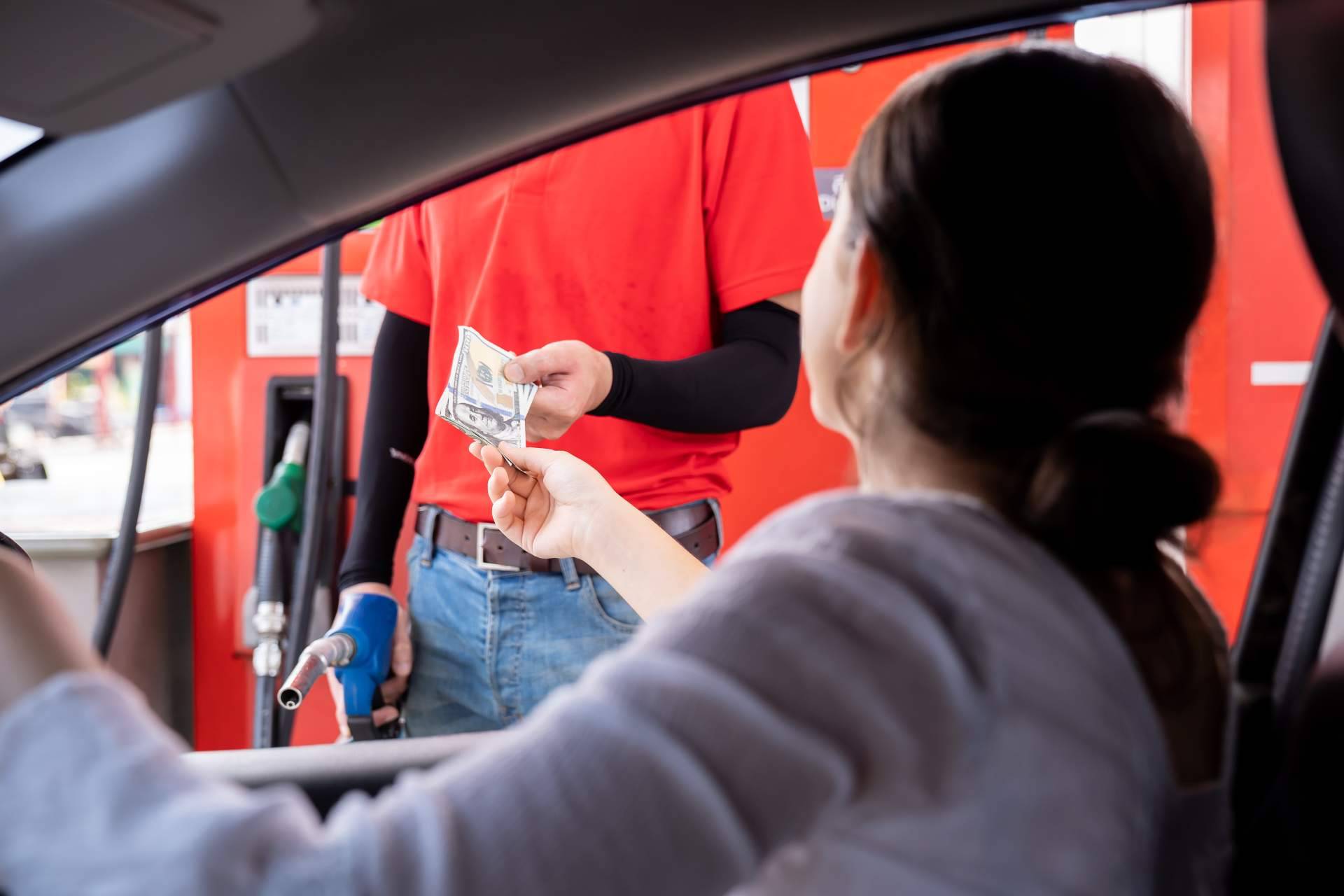 La solución que elimina el fraude y ahorra miles de euros en combustible, con Cartrack