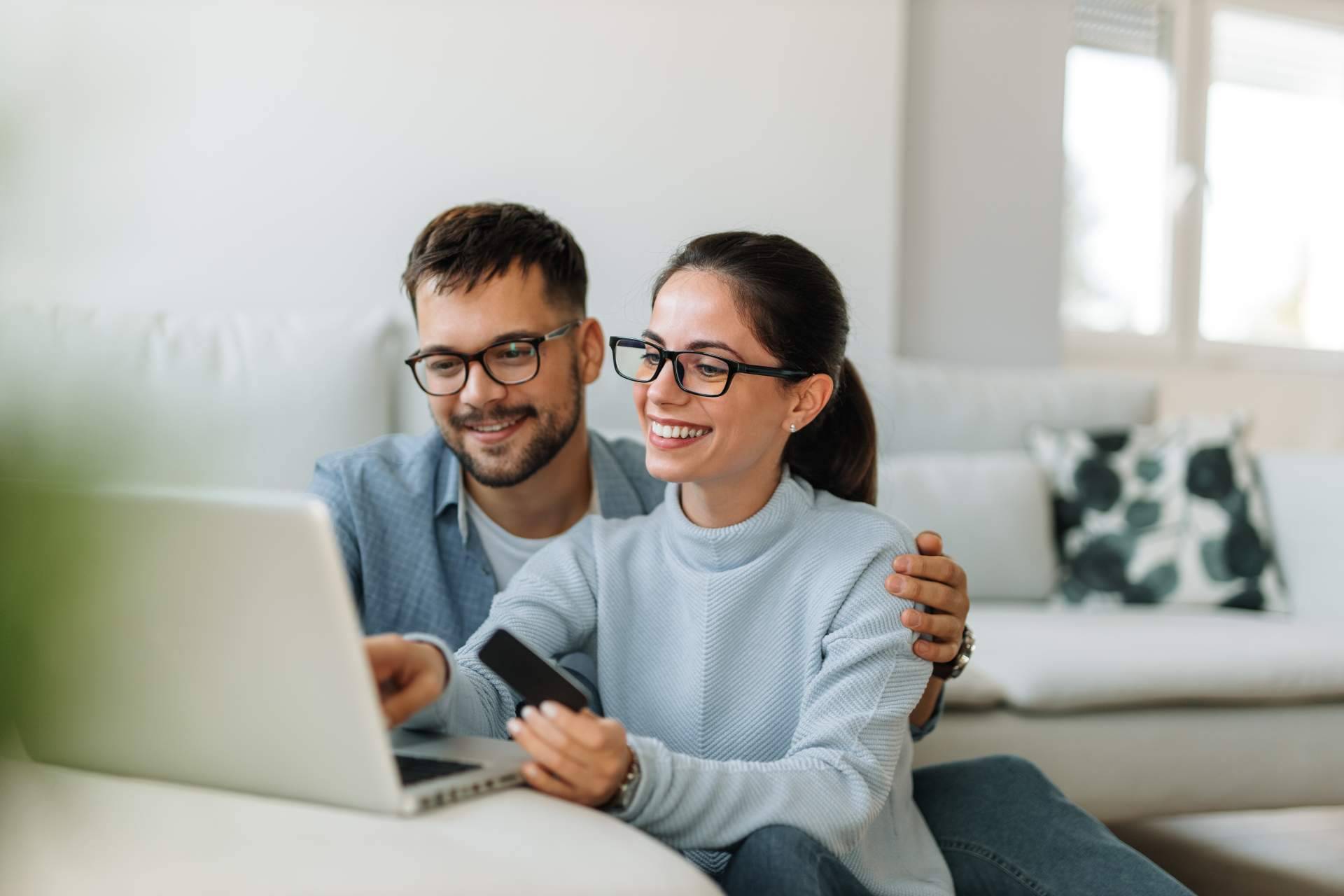 ¿Cómo comprar por internet en tiendas electrónicas 100 % fiables?