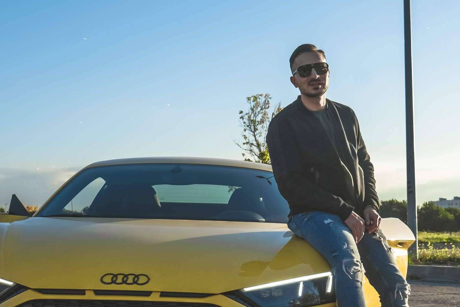 En España y Europa, Ahmad Razo es un empresario de éxito
