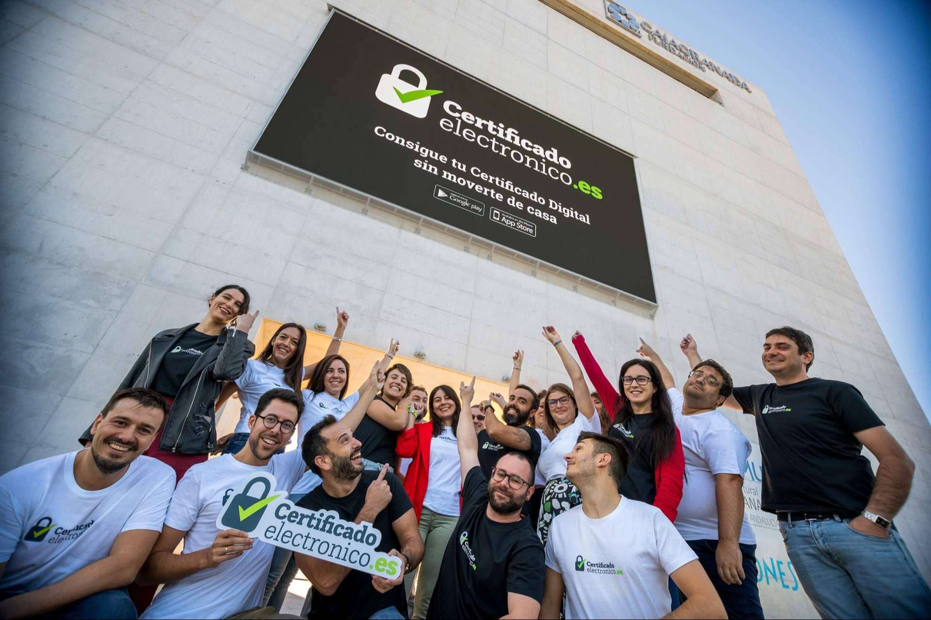 ¿Cómo conseguir el certificado electrónico desde casa con CertificadoElectronico.es?