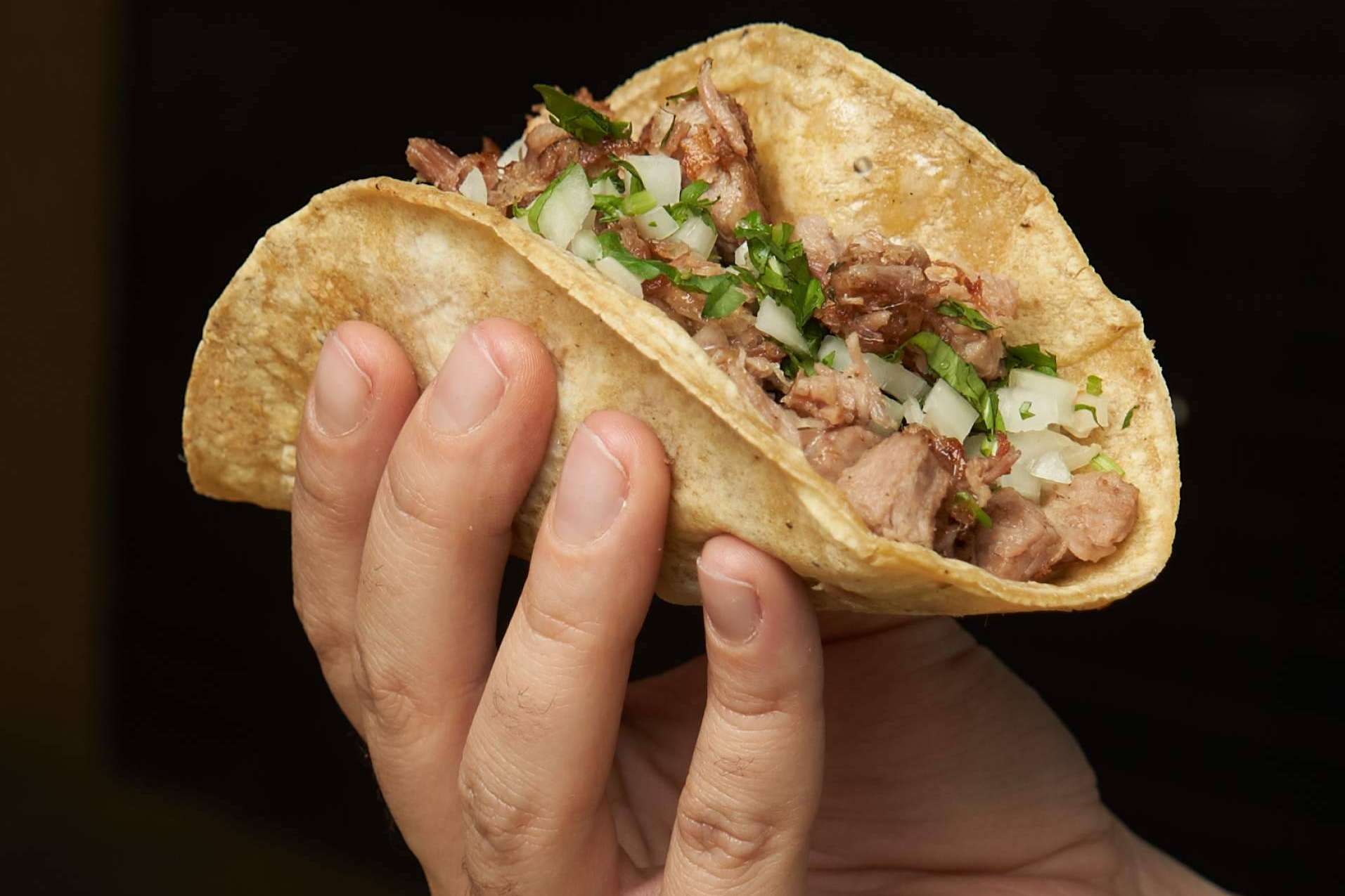 La tortilla de maíz, fundamental e imprescindible en la gastronomía mexicana