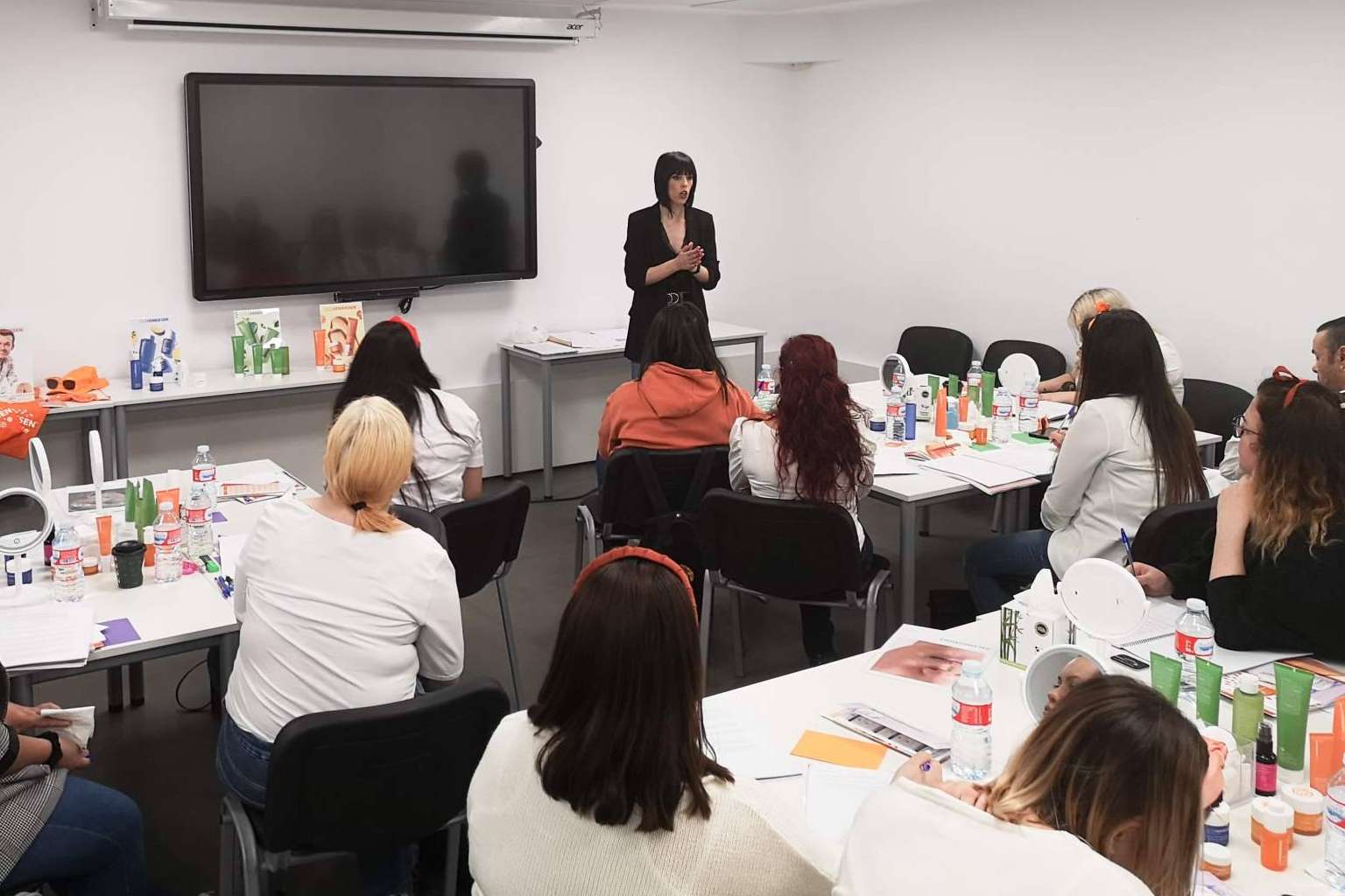 Vicky Moraleda, cursos de estética y belleza