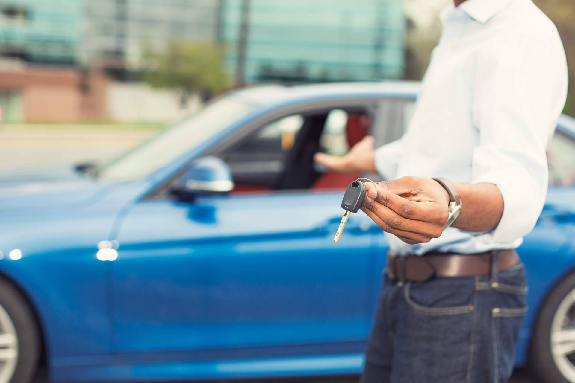 Viva Cars ofrece el alquiler de coches en Aeropuerto de Alicante con seguro a todo riesgo sin franquicia