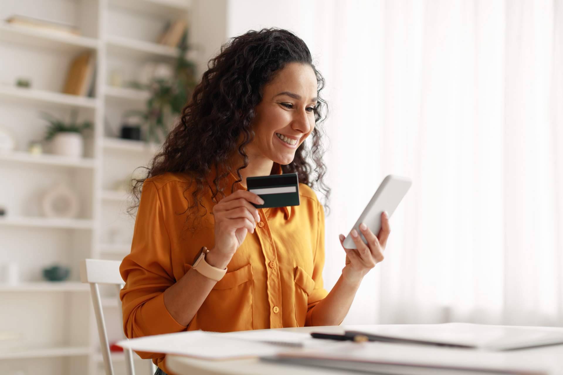 La plataforma para pagar con tarjeta por teléfono, PAYbyCALL