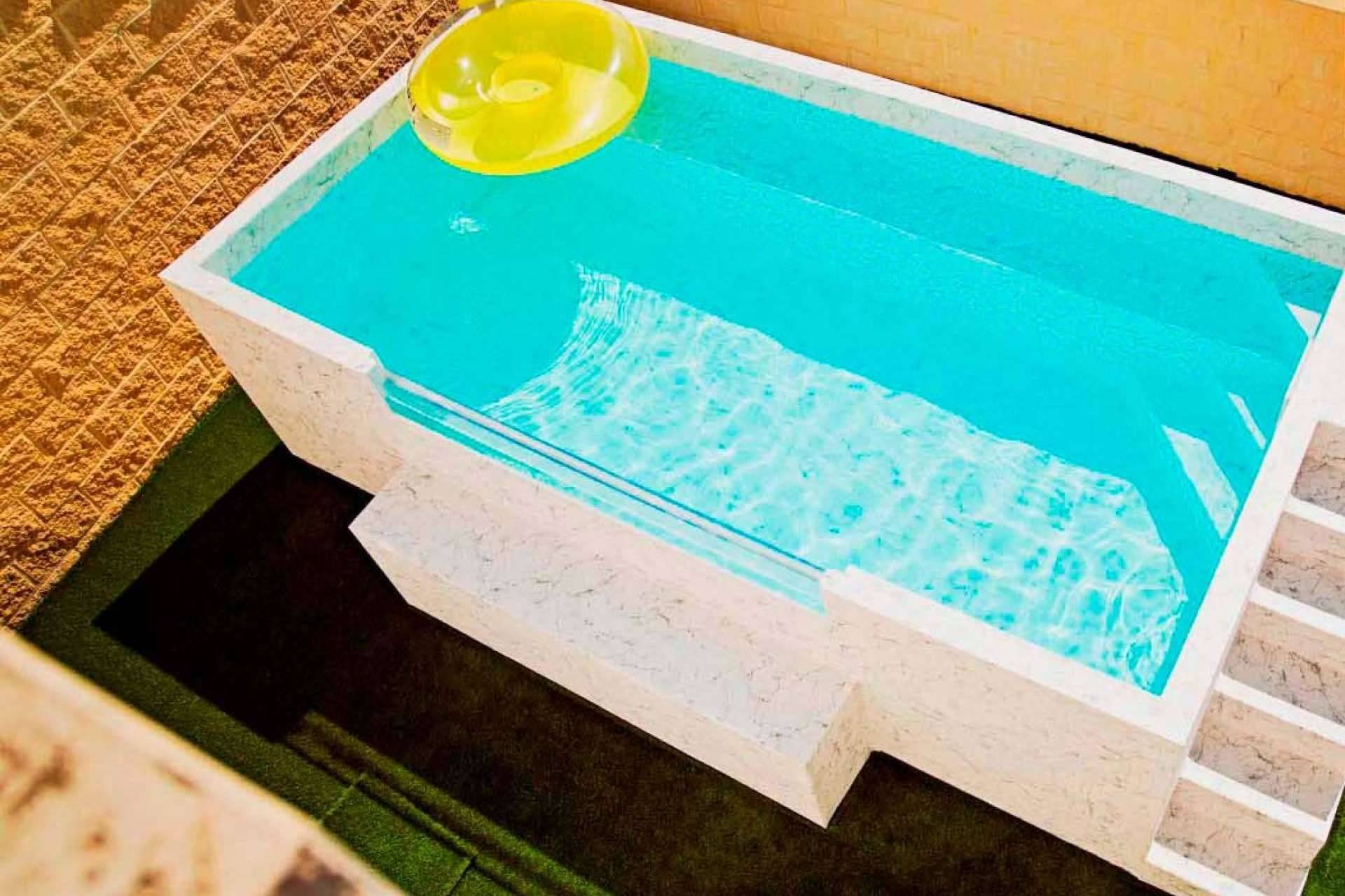 Instalación rápida y económica con el modelo de piscina Fast Pool de Esencial Pool