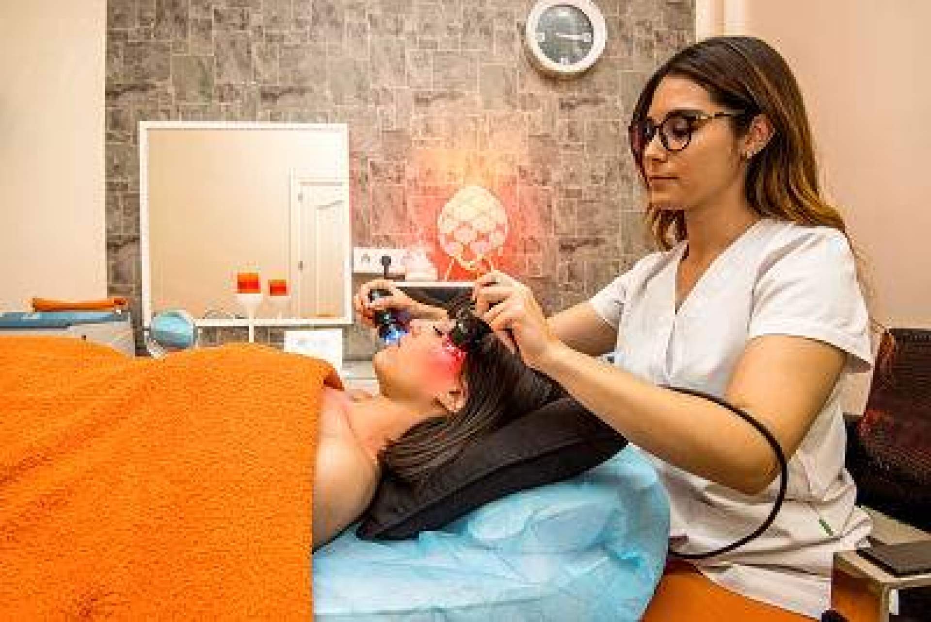 Clínica Capilar Laura Agrelo informa acerca de la mesoterapia capilar