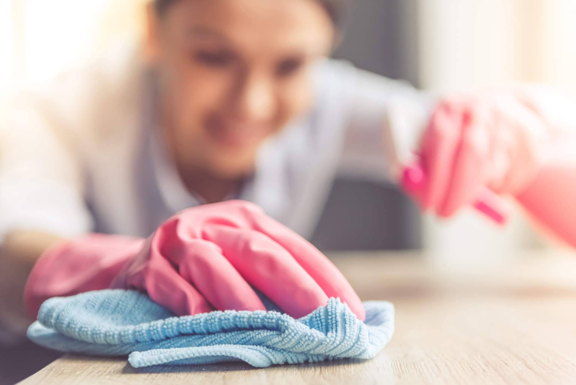 EcoCleans firma la sexta franquicia, la marca que ha revolucionado los servicios de limpieza, ya disponible en Valencia