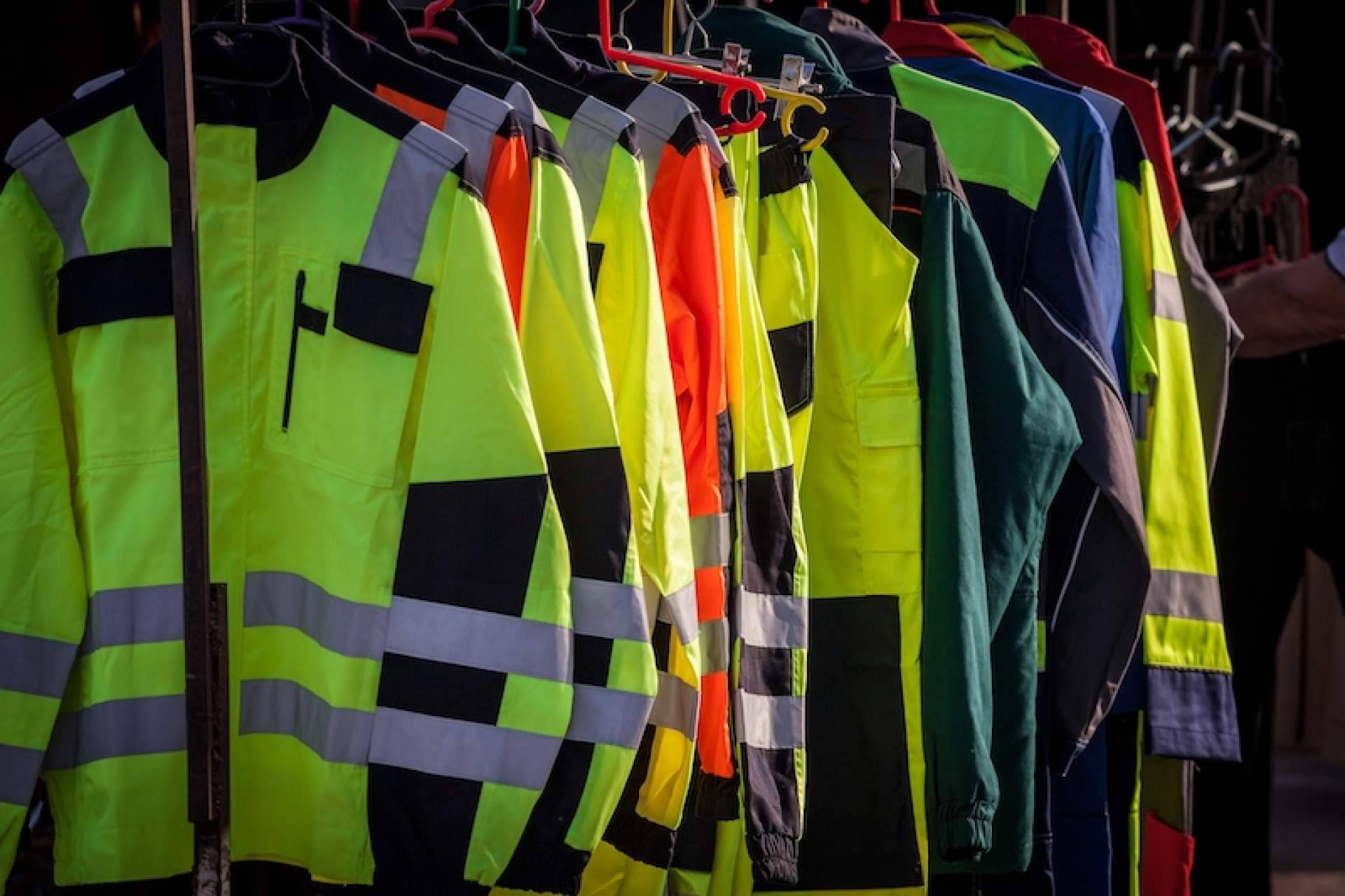 El vestuario laboral y equipos de protección individual en la empresa Unicat