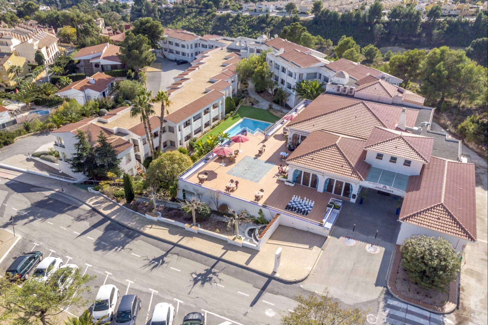 ¿Qué ofrece la Residencia Montebello Senior Living?