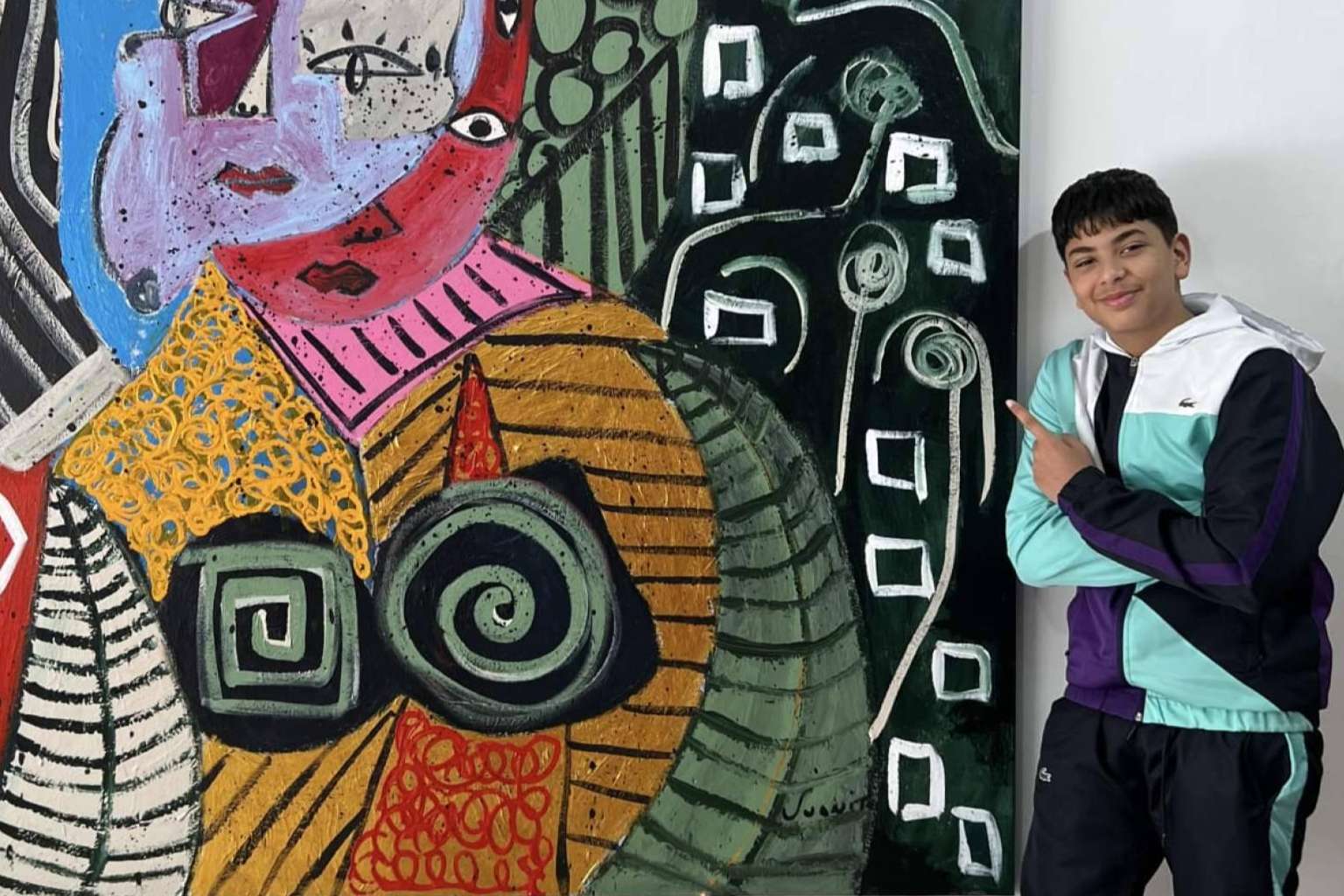 Juanito Arte, un joven artista de 13 años apasionado de la pintura abstracta
