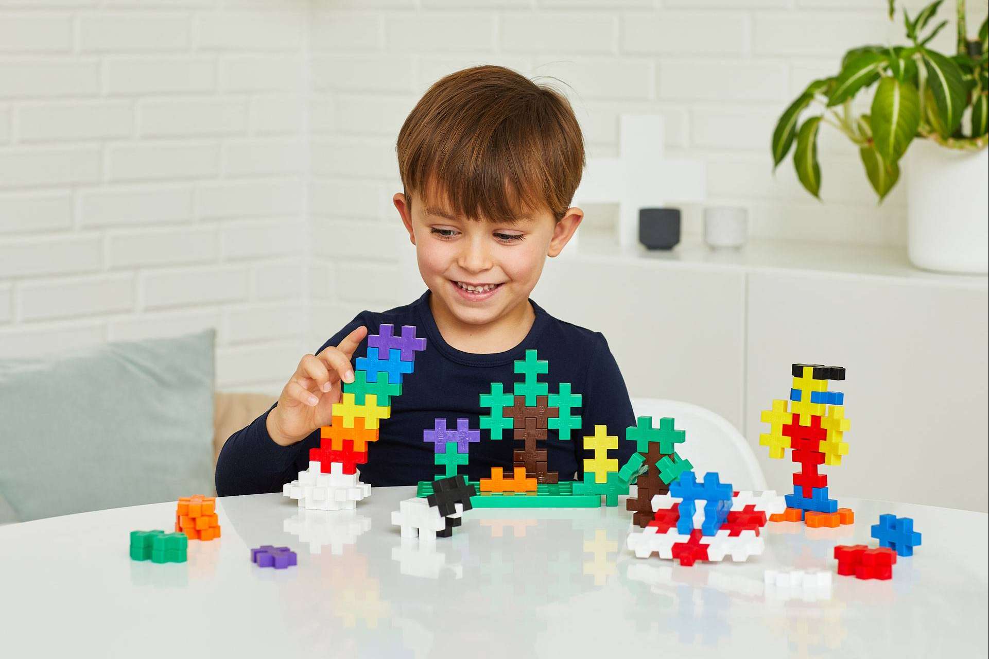 Descubrir una nueva alternativa de juegos de piezas para los más pequeños con Plus-Plus BIG