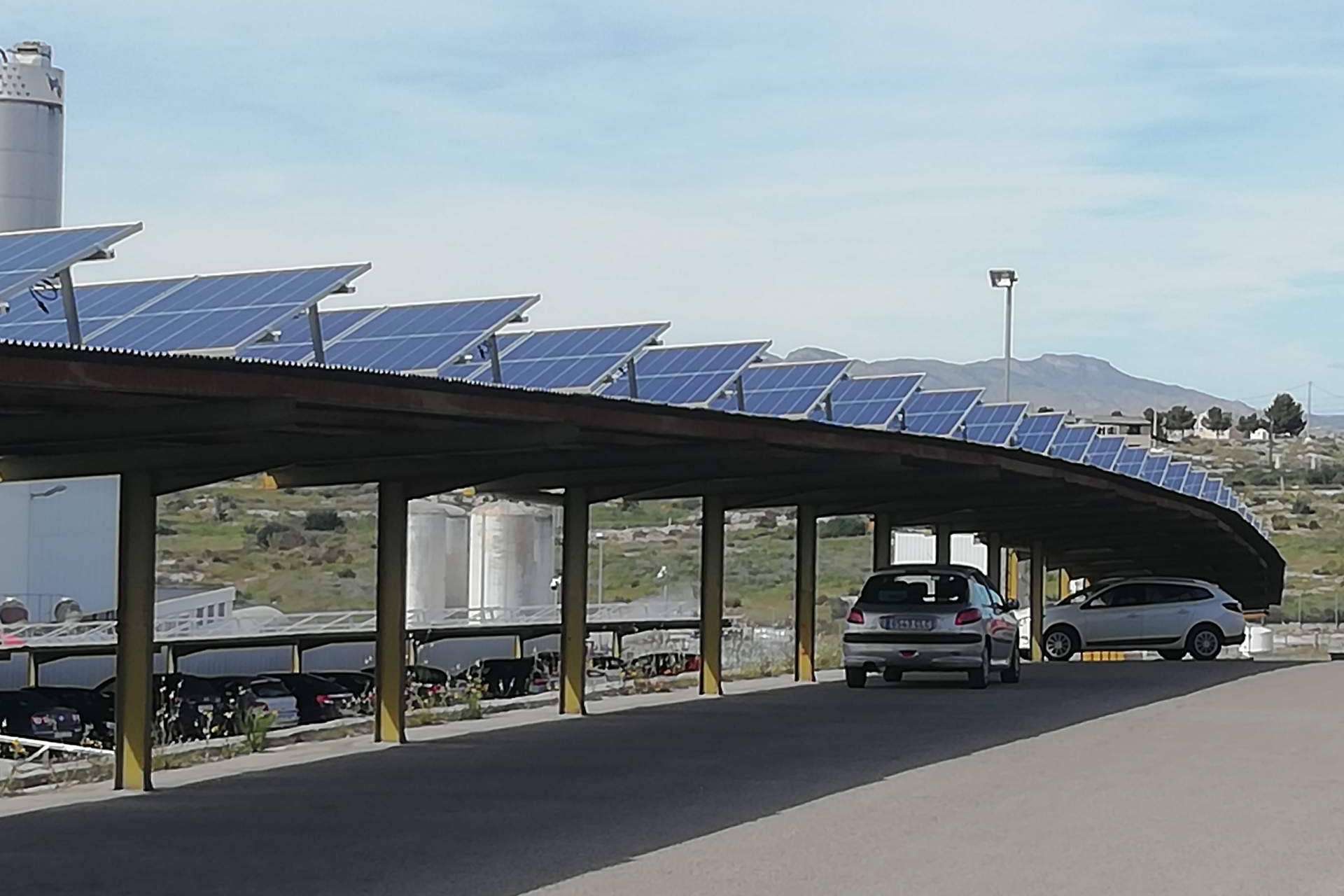 Nextenergy realiza instalaciones de autoconsumo en puntos de recarga para vehículos eléctricos