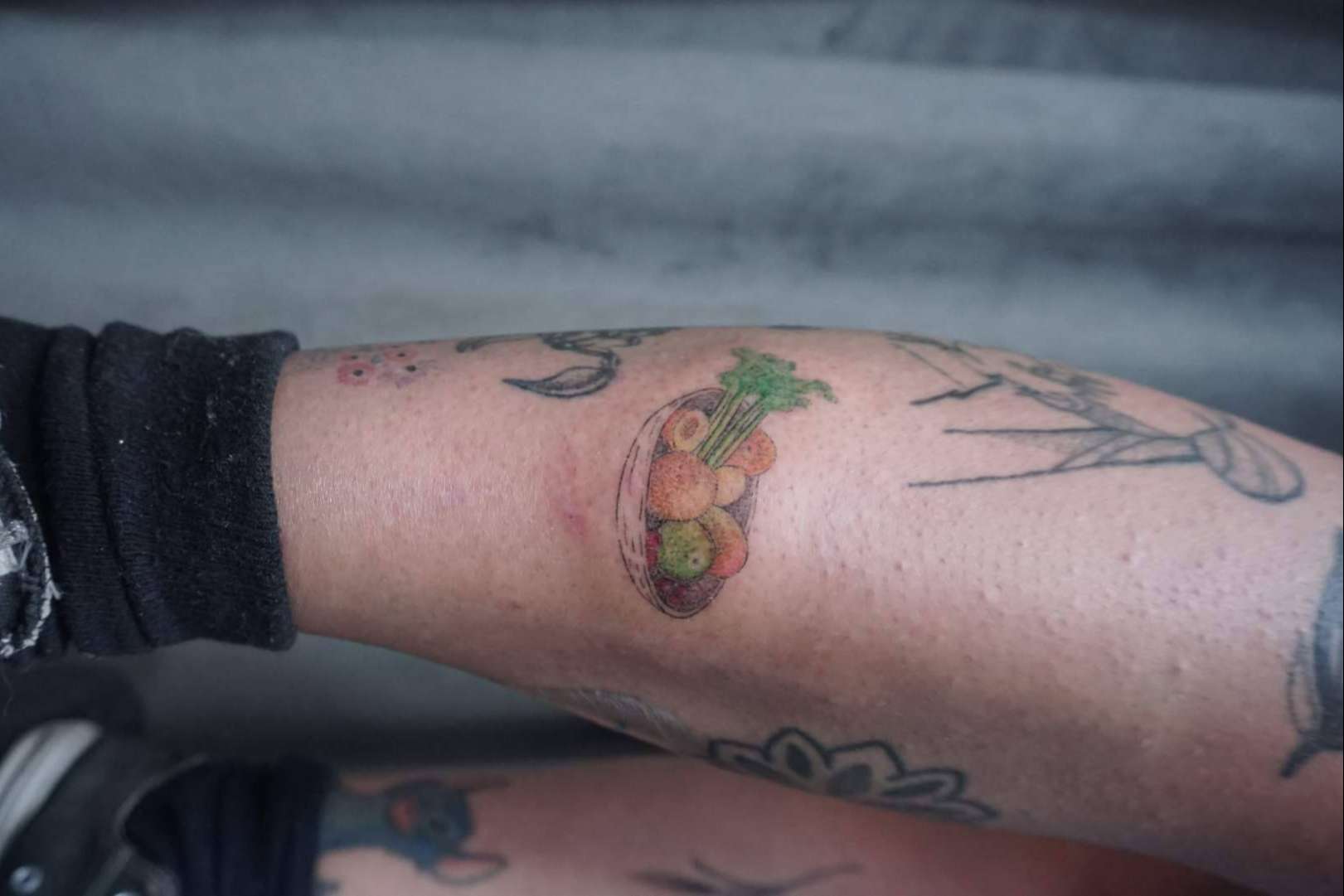¿Cómo aprender a hacer handpoke?, los cursos de Wanda Tatua