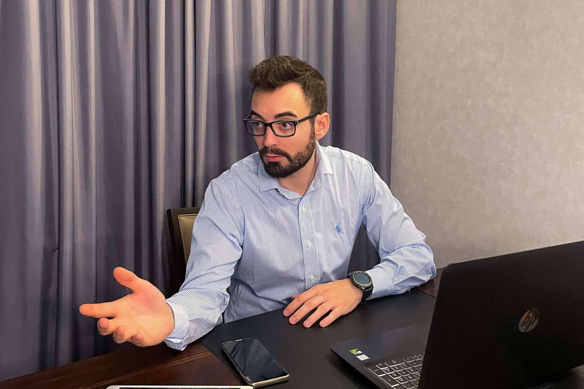 Raúl Serrano sacude con el marketing de su agencia Projects Full el sector inmobiliario