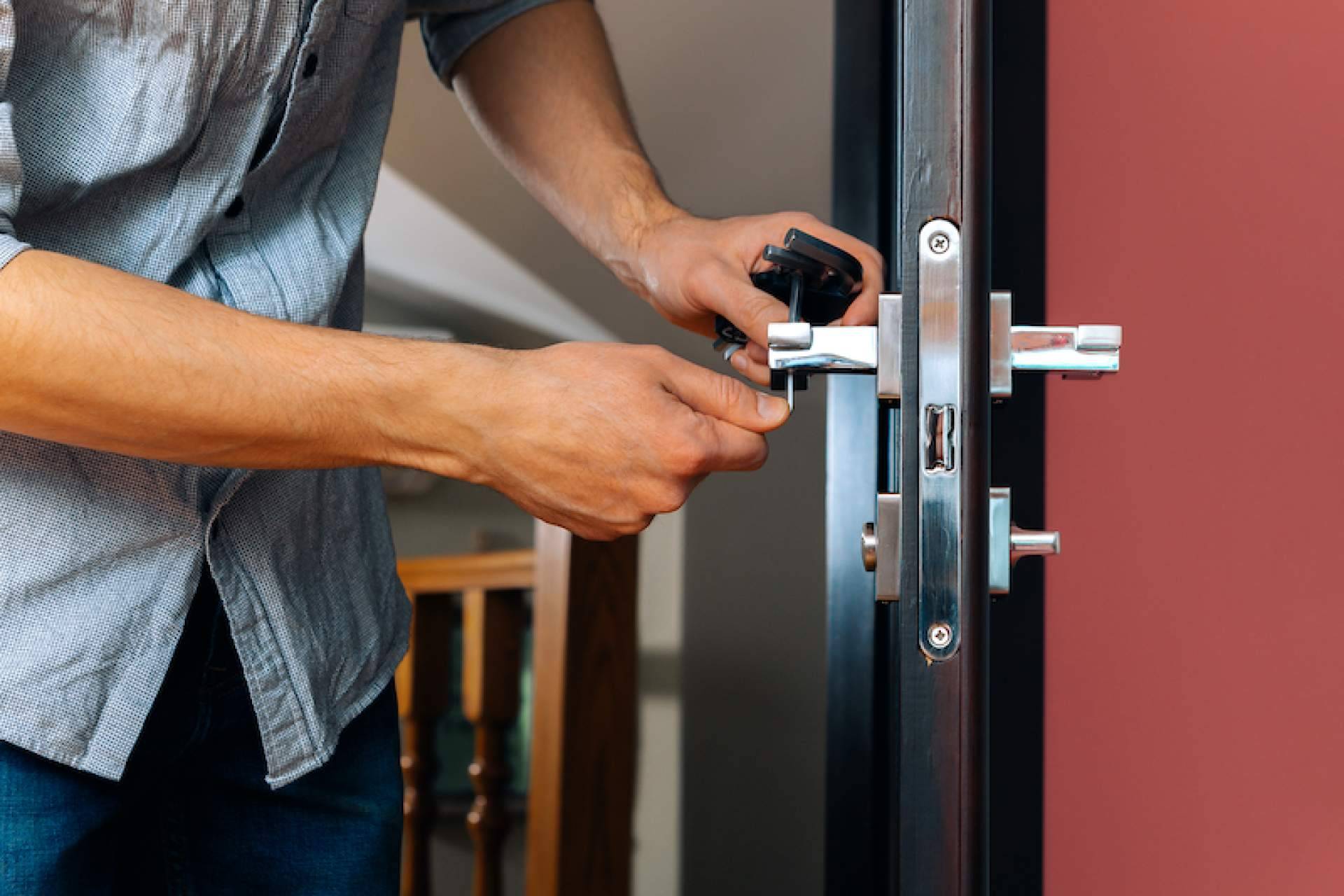 ¿Cómo elegir una buena cerradura?, por Cerrajeros Valencia