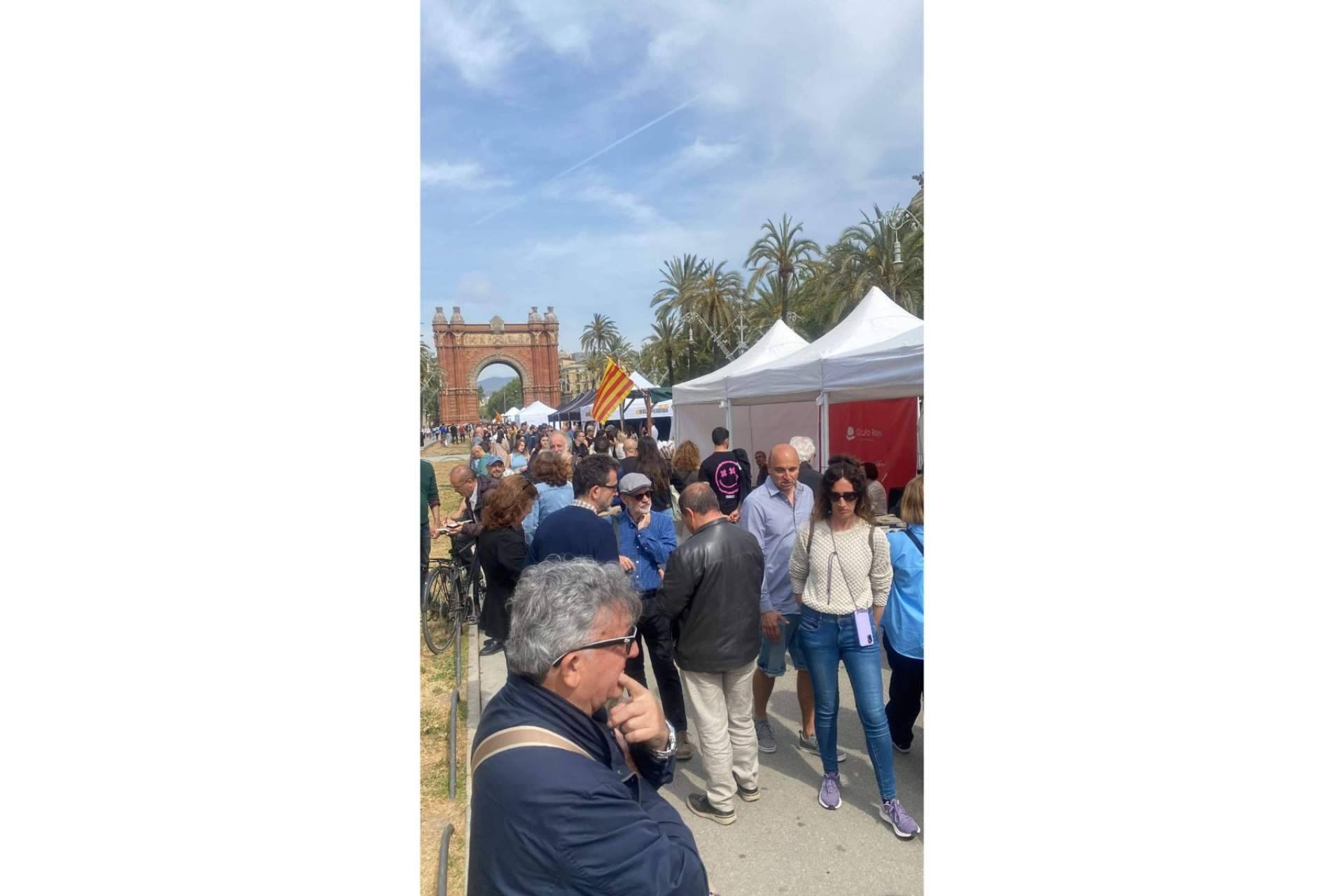 Círculo Rojo se despide de Sant Jordi tras un éxito rotundo con el stand más grande de autoedición