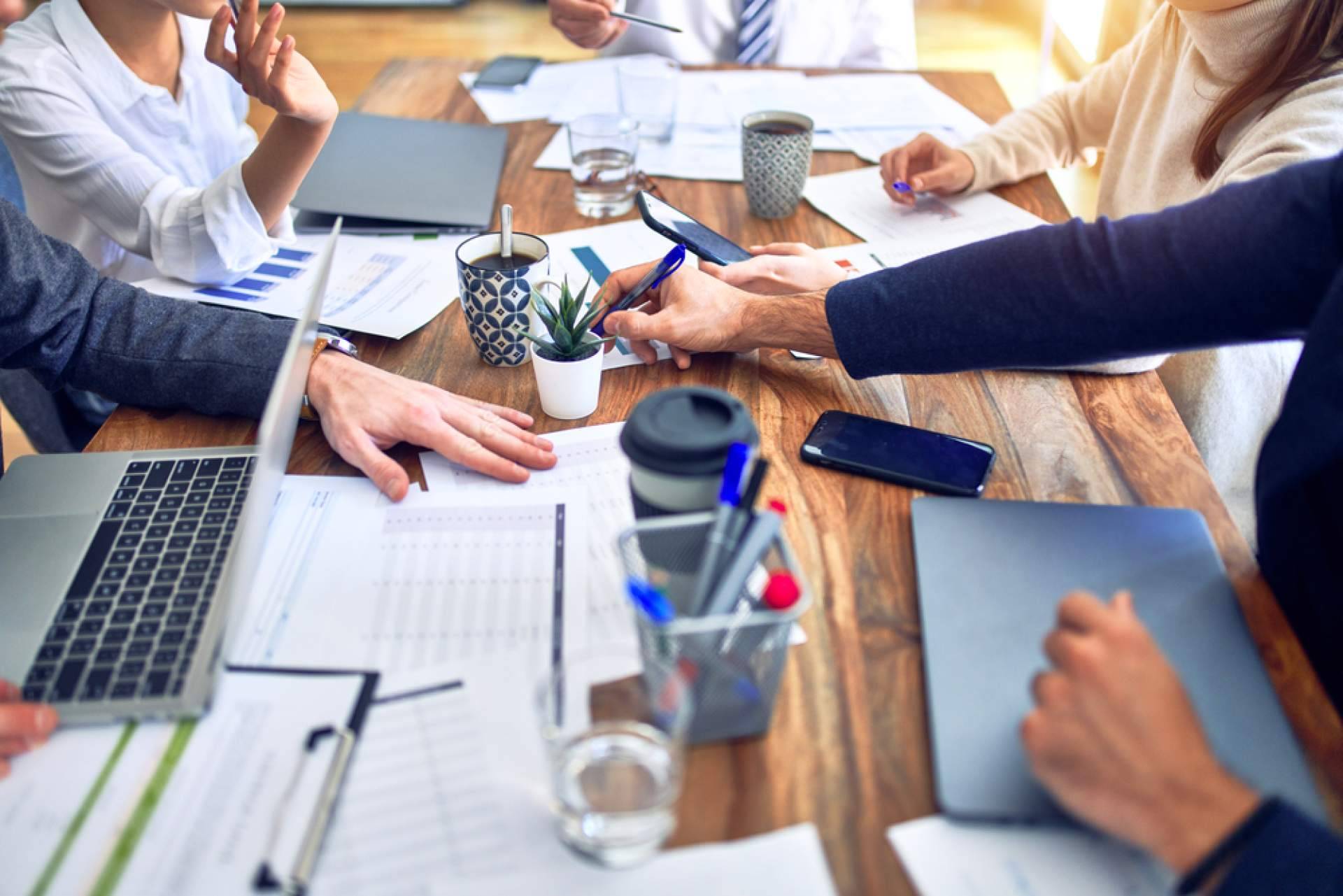¿De qué manera se gestiona la reputación online de una empresa?
