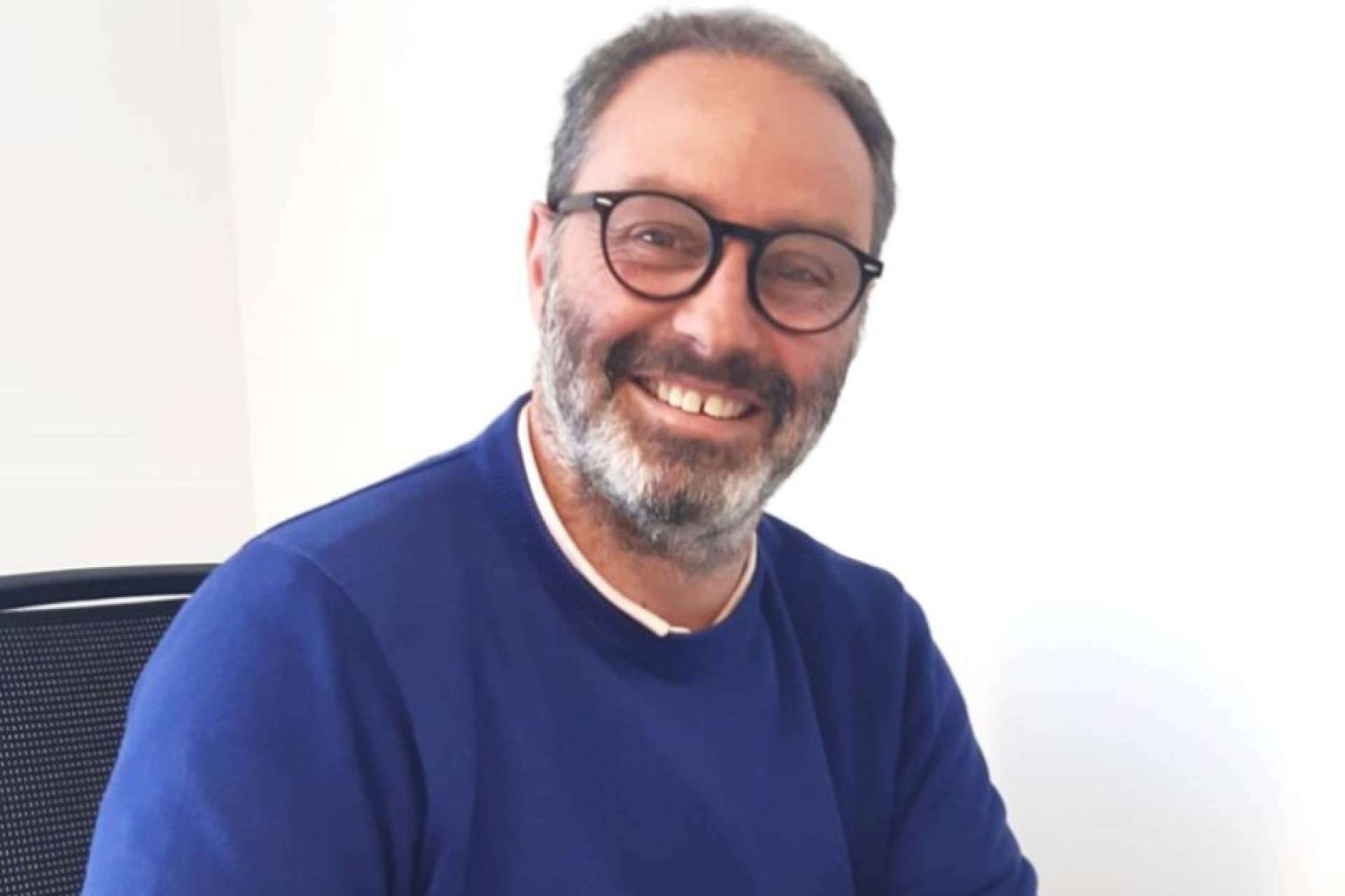 Gestionar campañas nacionales de clientes ubicados en el norte de España con Cantábrica de Medios, lanzada por Grupo Glocally