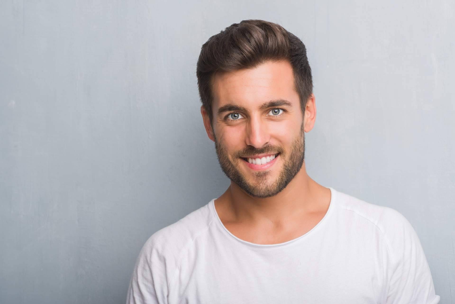 Estas son las ventajas de los implantes dentales de la Clínica Dental Agudo Rosa