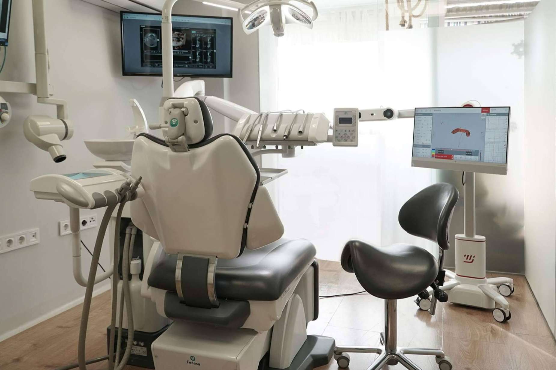 La Clínica Dental Darío Ulman ofrece tratamientos especializados