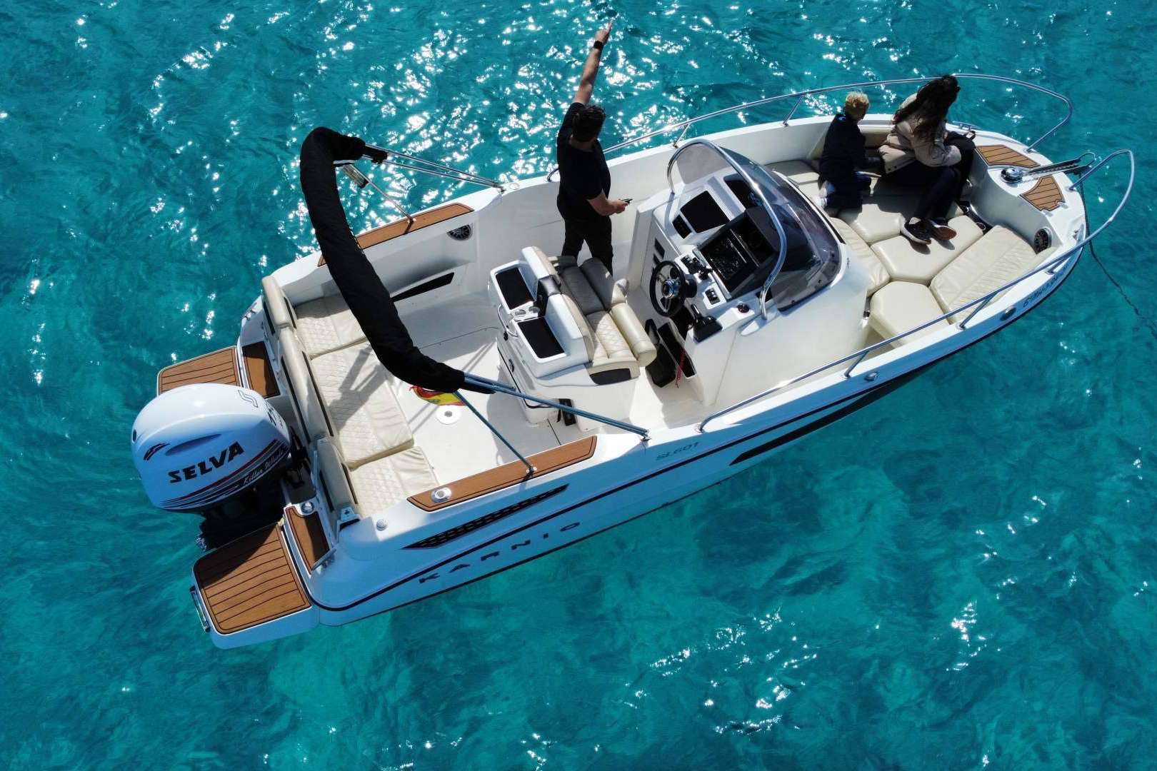 Nautic Charter Menorca, algunas de las mejores excursiones privadas en barco para descubrir Menorca