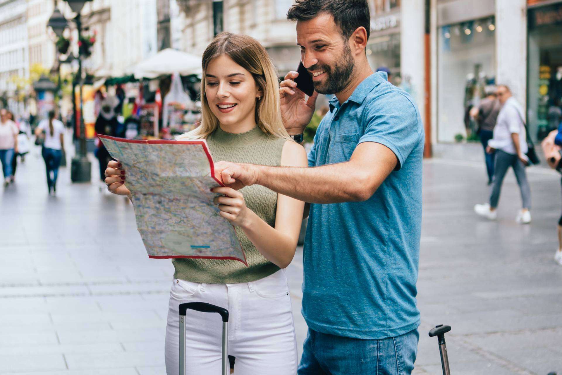 ¿Cómo convertir al turista en cliente?, con Impresol Media Solutions