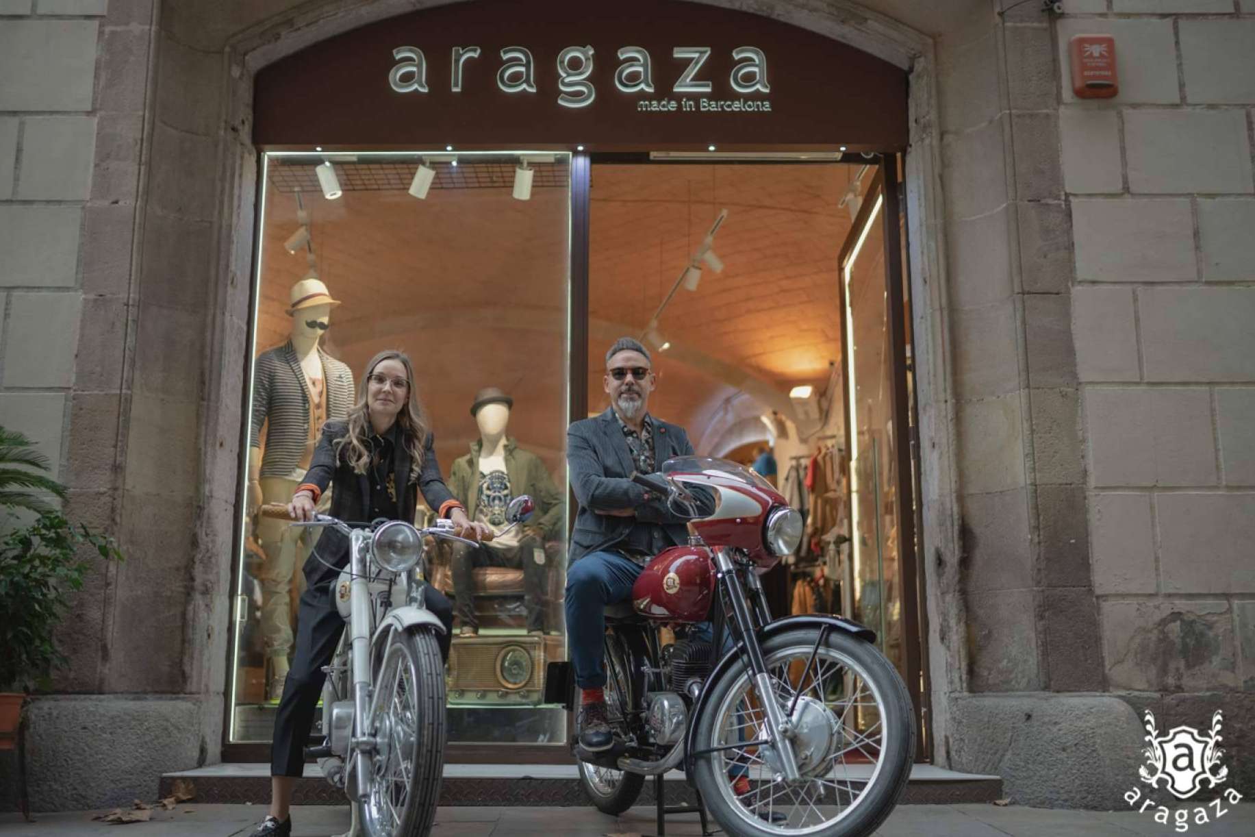 Vestir a la última moda con la tienda en Barcelona Aragaza